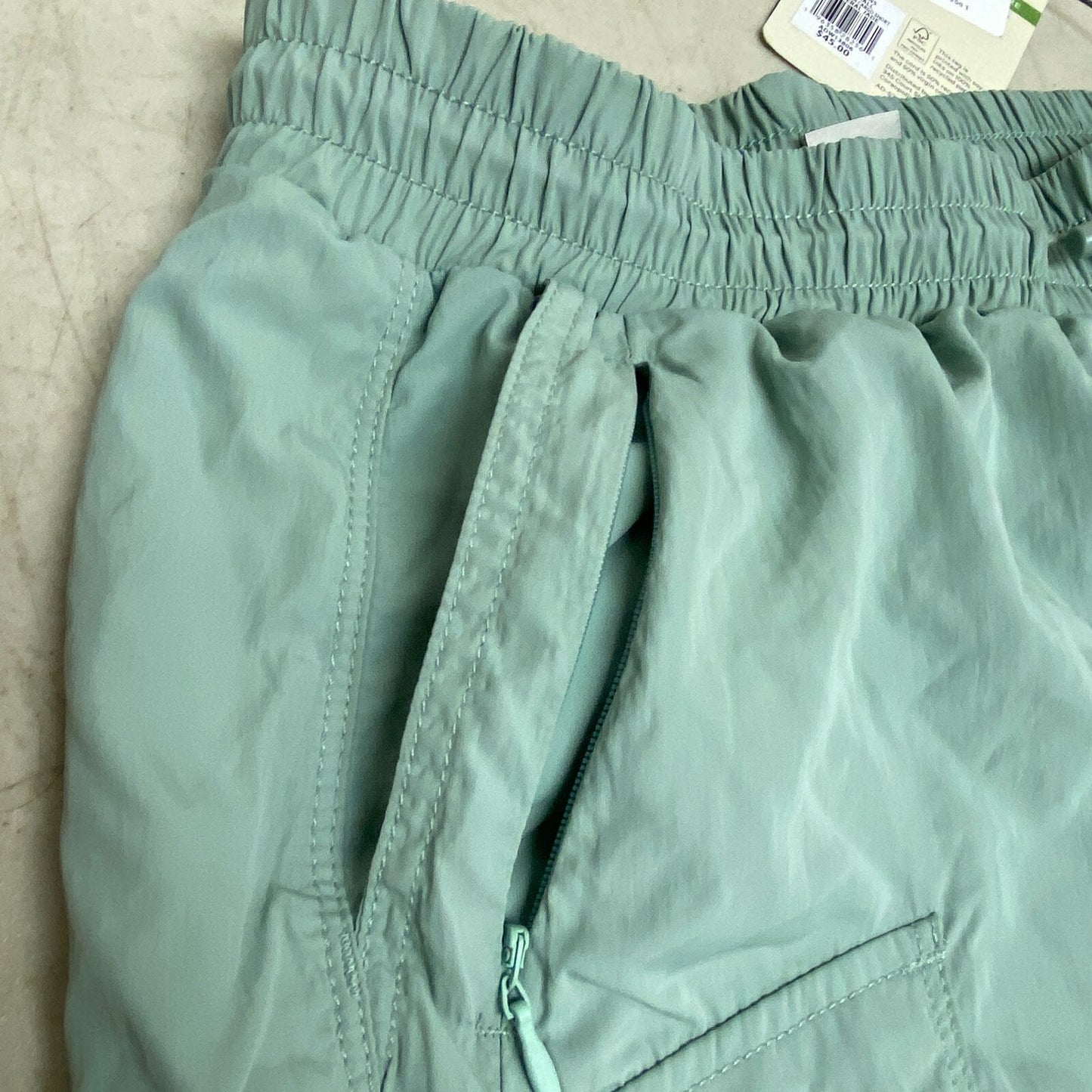 Alpine Design Women's W AD Woven Cargo Short Mineral Jade ADW13806 BRAND NEW