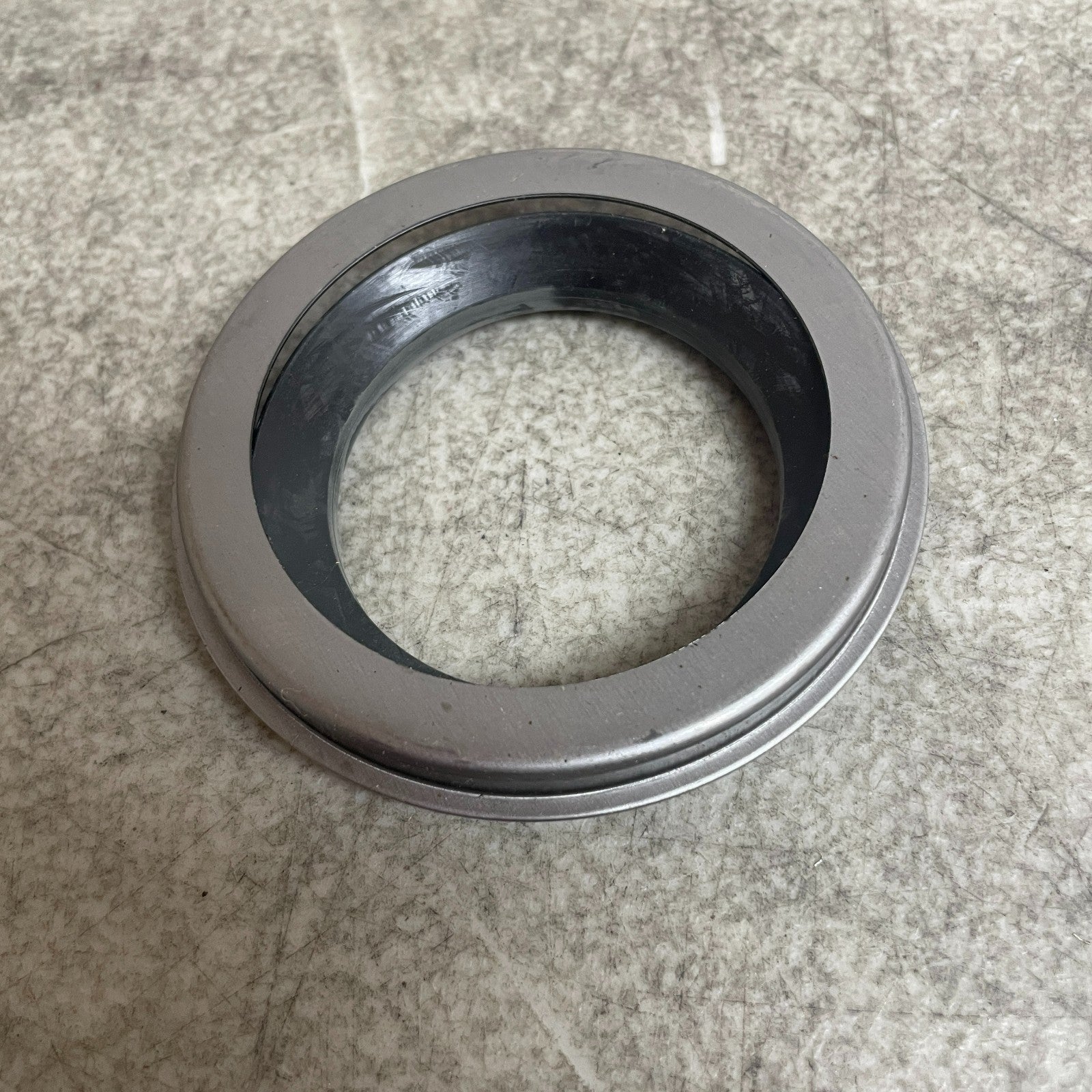 National 5682 Multi Purpose Seal Front Inner Nitrile 1985-1999 Chevrolet P30
