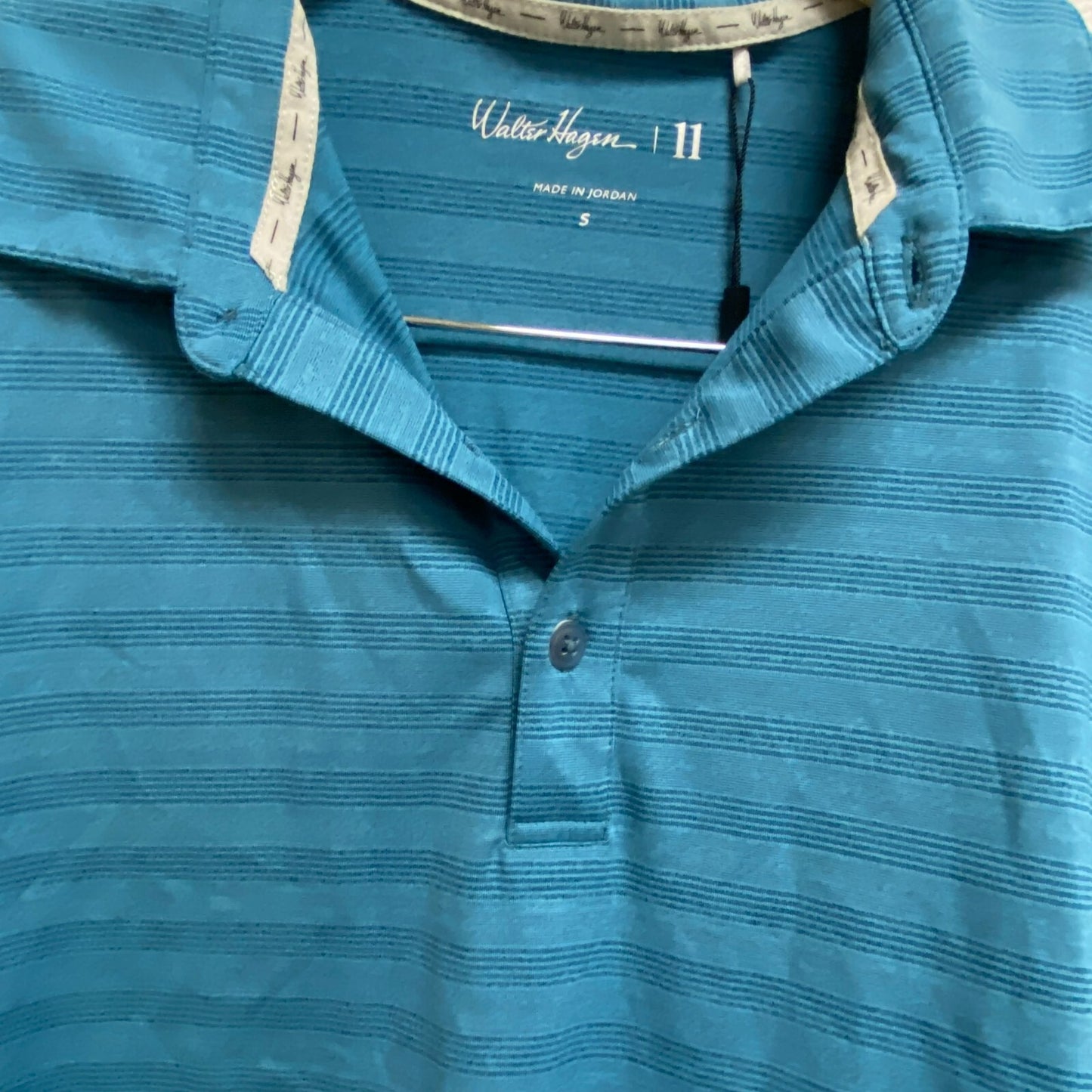 Walter Hagen Mens P11 Fine Line Textured Stripe Polo Brilliant MGA11419SP23
