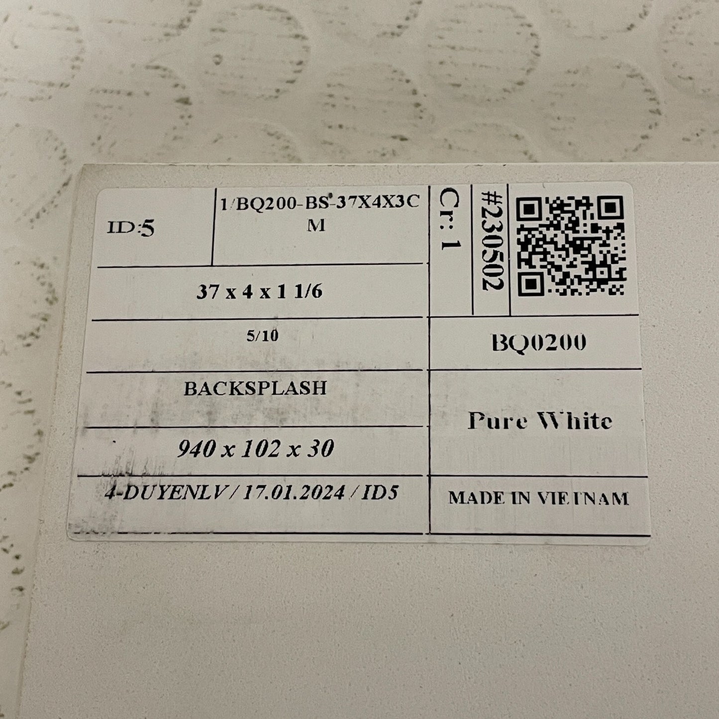 Signature Hardware 37" Quartz Vanity Backsplash 3 cm Arctic White SH432955