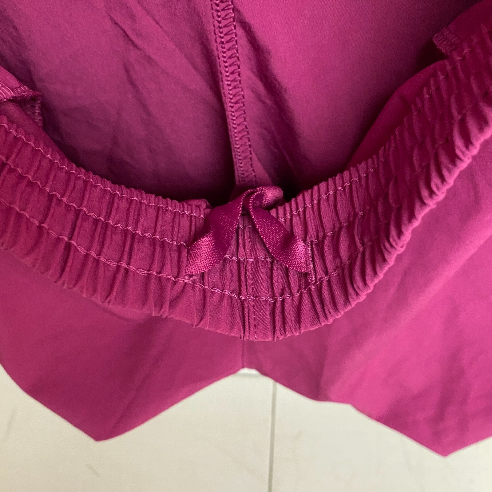 DSG Men's 8'' Agility Woven Shorts Wild Berry Training Solid DAM20111X