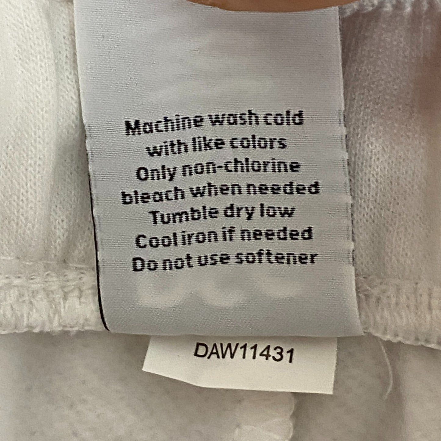 DSG Women's Boyfriend Fleece Shorts Pure White Solid DAW11431Z