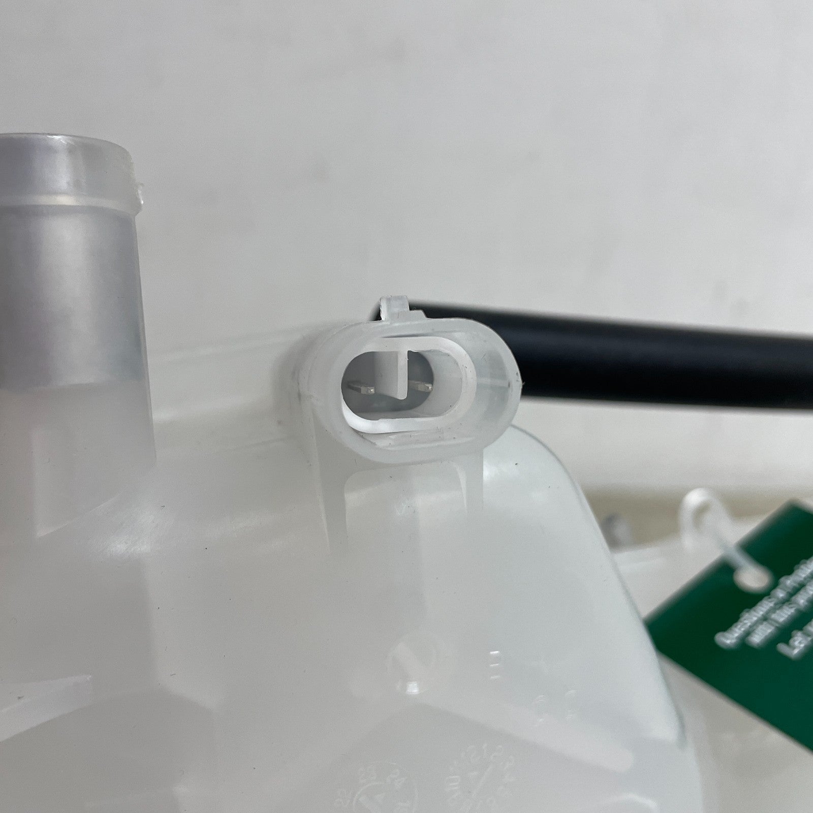 Dorman 603-109 Front Engine Coolant Reservoir Compatible with Select Chevrolet