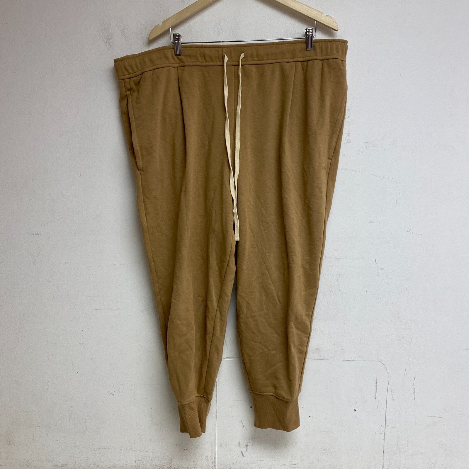 DSG Twitch +Allison  Men's Everyday Knit Harm Jogger Sahara Sand BOSSM22401 New