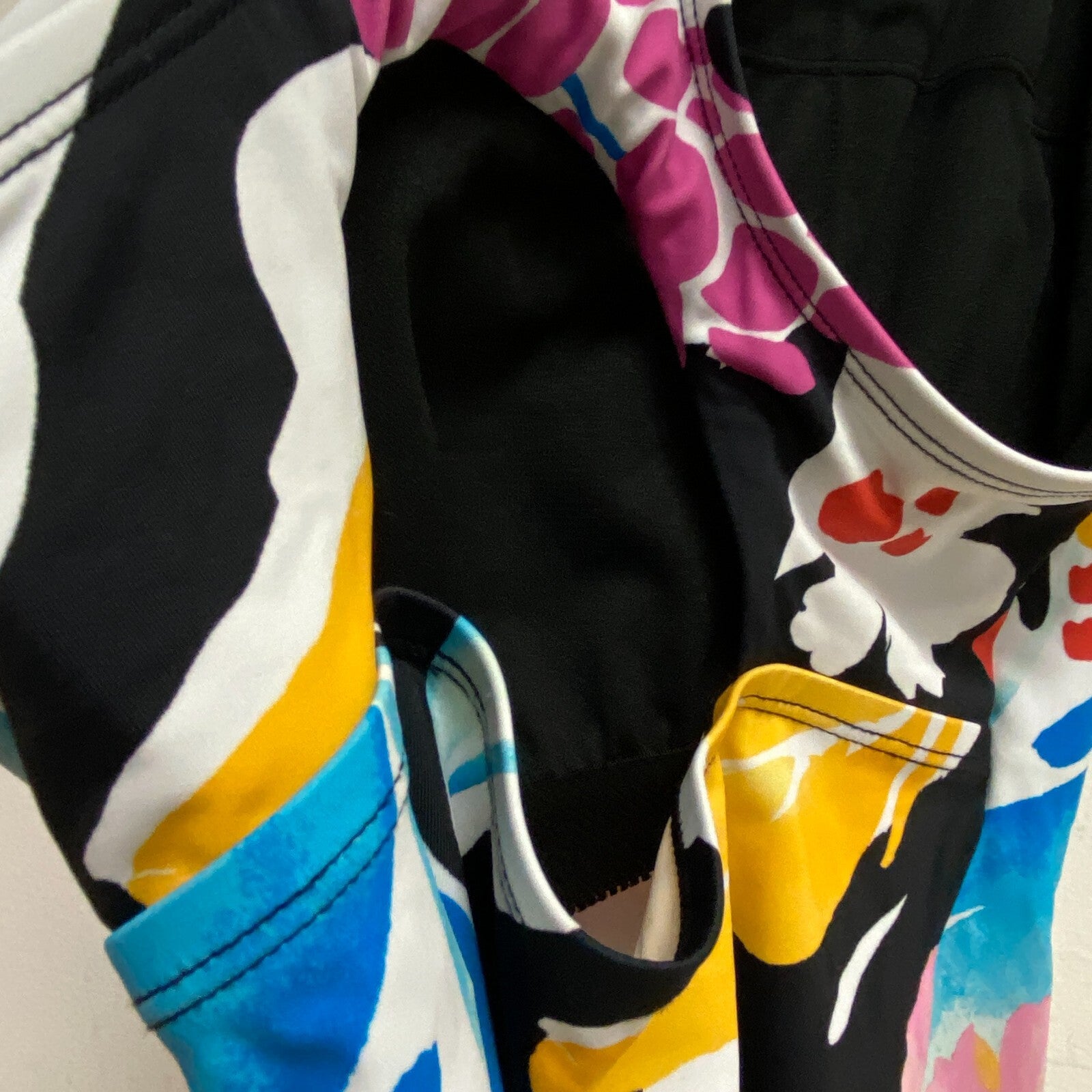 DSG Women's Swim Skylar Printed Floral Top Trop Halter Straps Black 2757PRT