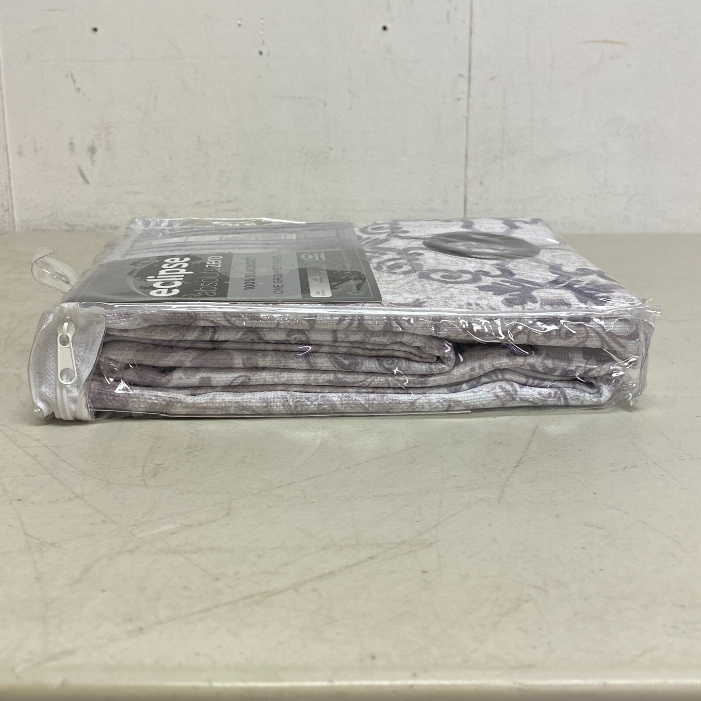 Eclipse Martina Medallion Absolute Zero 100% Blackout Curtain Panel  40 inx84 in