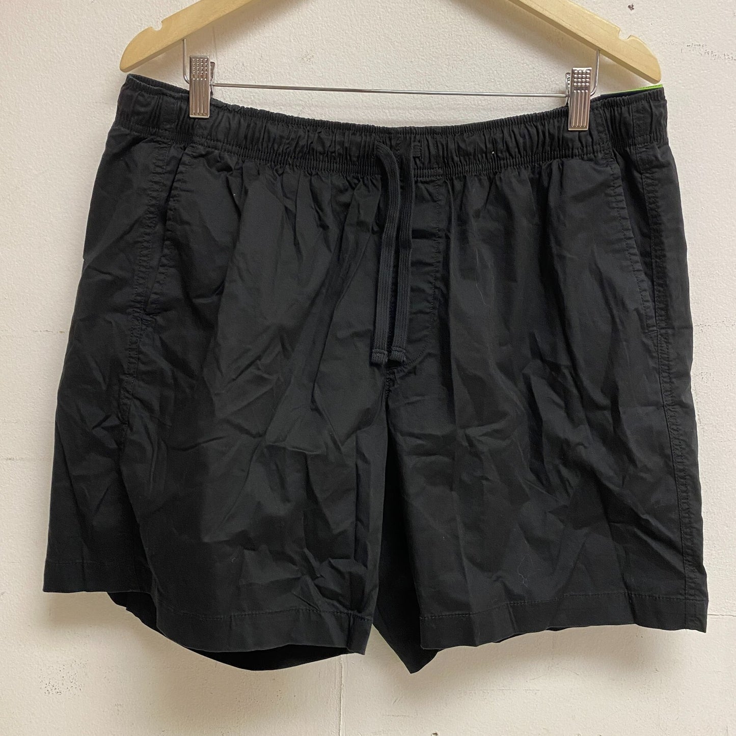DSG Men's 6" Inseam Cotton Woven Shorts Pure Black Solid Relaxed Fit DAM13135