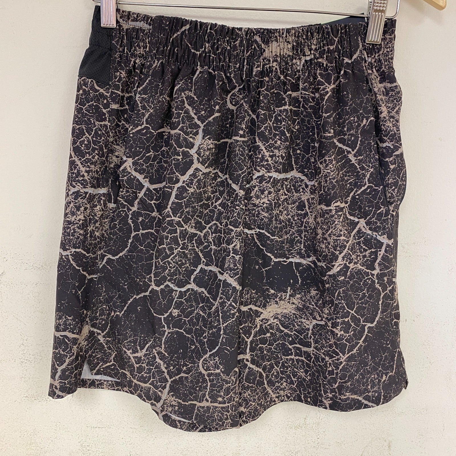 DSG 8" Agility Training Athletic Fit Woven Shorts Lavascape Asphalt/Cobbles NWT