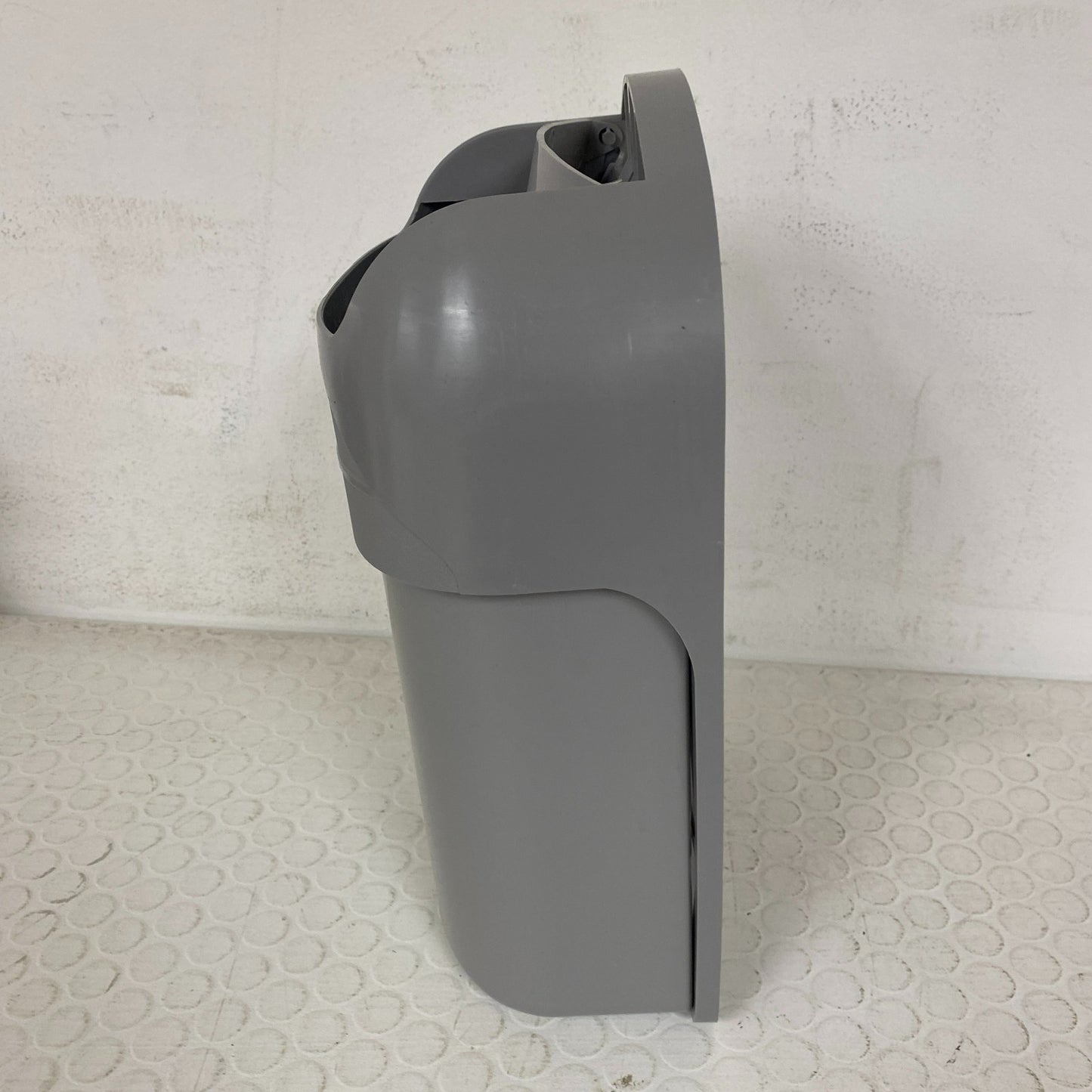 Camco Cabinet Mount Trash Can 5-Quart RV Boat Dorm Space Saver 43962