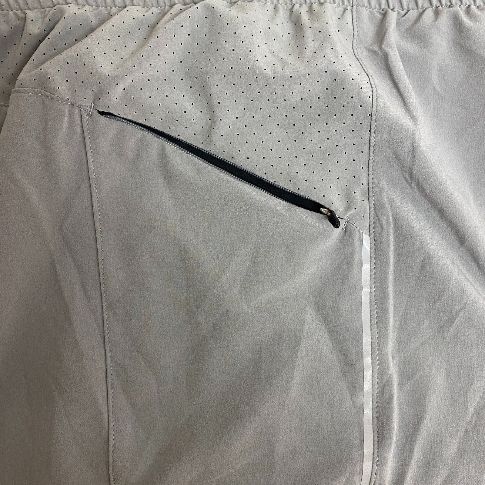 VRST Mens Accelerate Running Shorts Silver Shadow 7" Inseam Lined Stretch MAX200