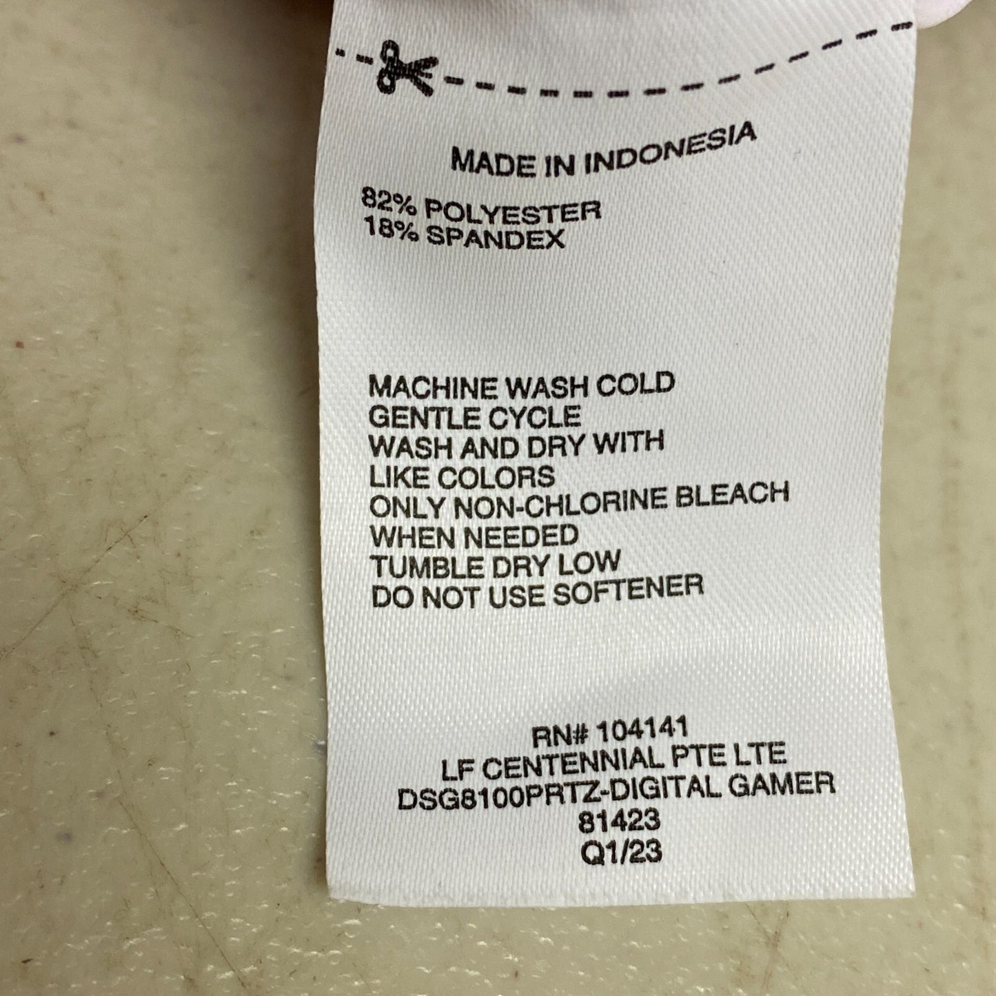 DSG Girls Crop Short Sleeve Swim Top Rash Guard Digital Gamer DSG8100PRTZ New