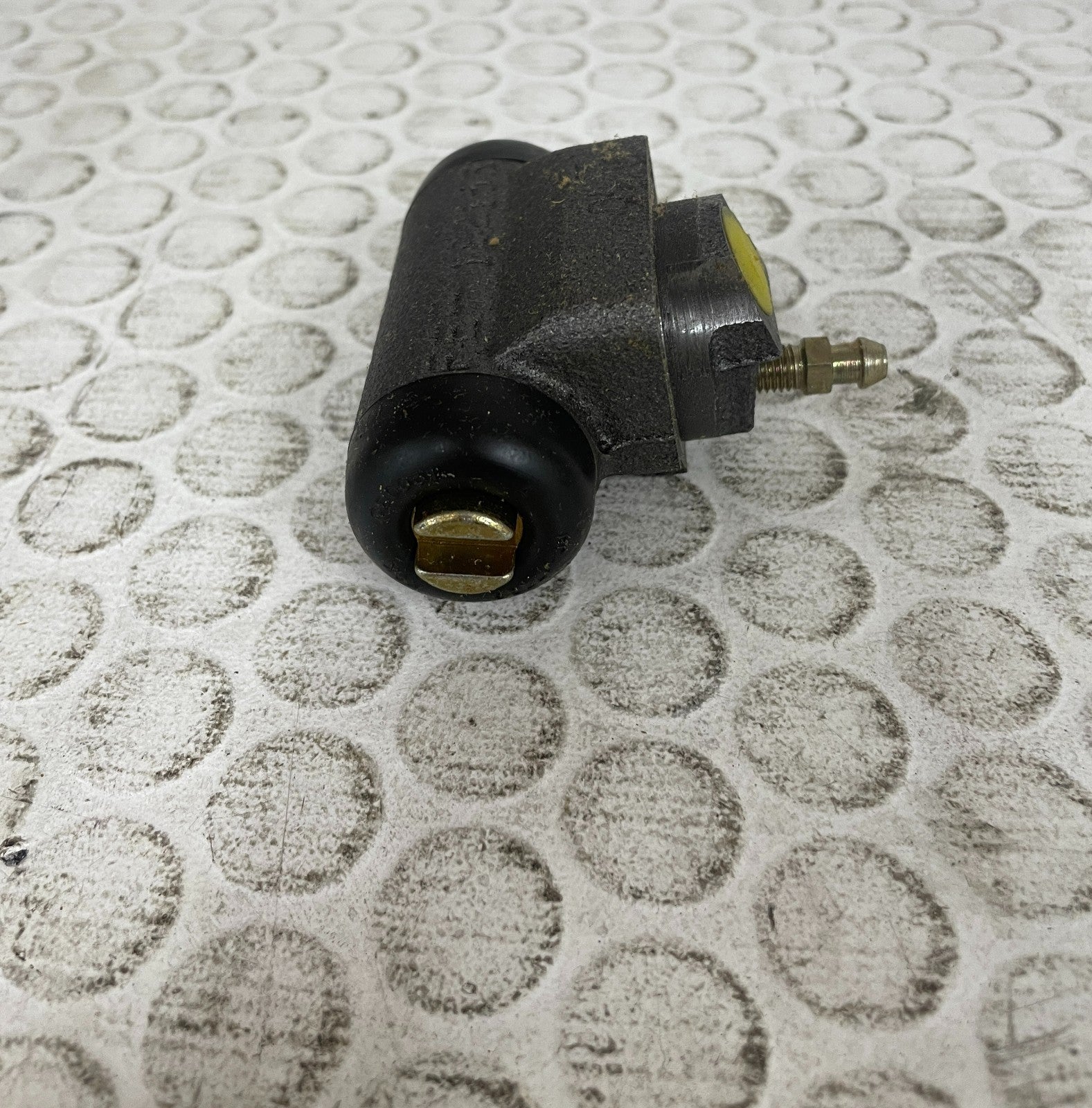 WAGNER WC96613 Drum Brake Wheel Cylinder Rear 87-88 Nissan Van Datsun