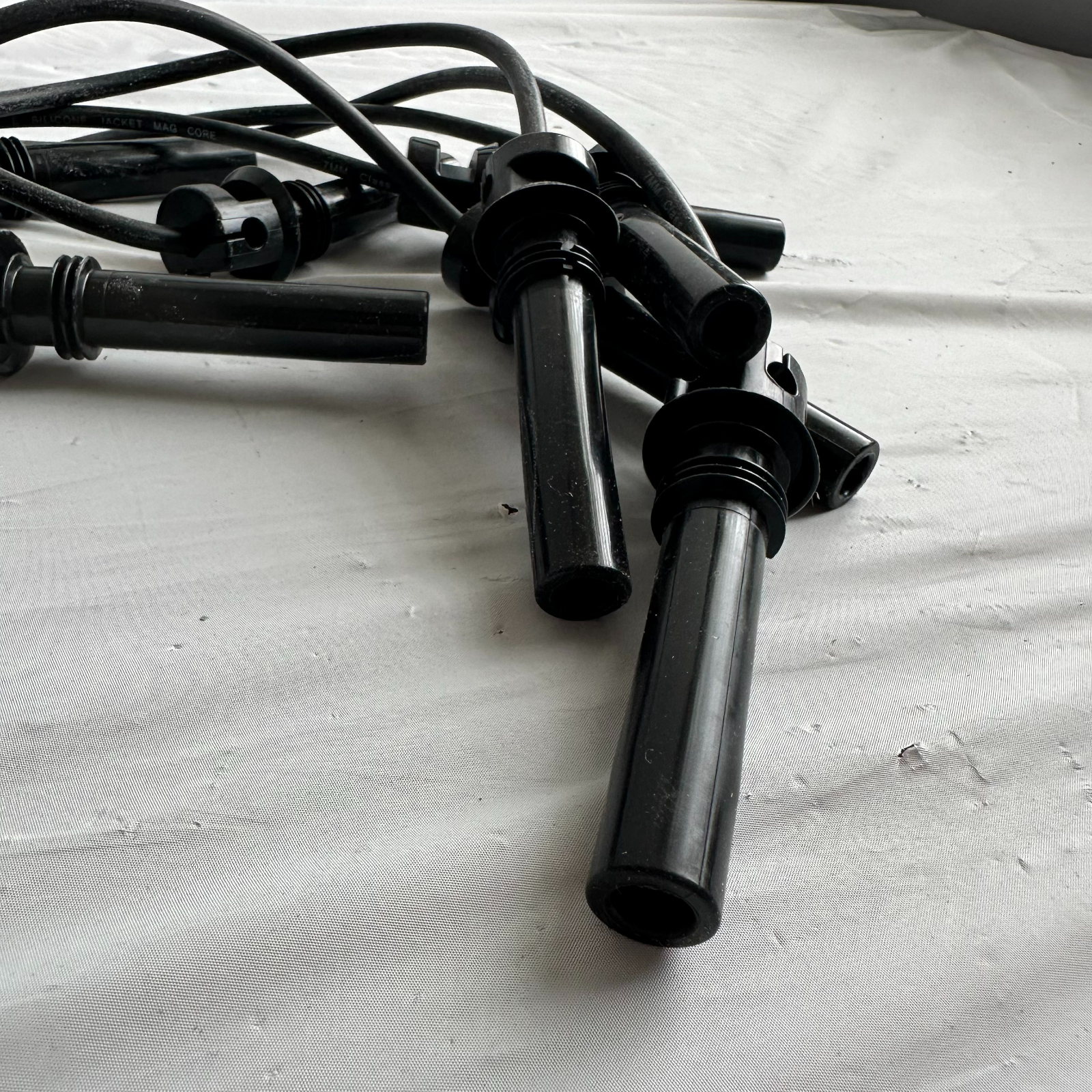 Carquest 35-8341 Spark Plug Wire Set 8 Wires Silicone