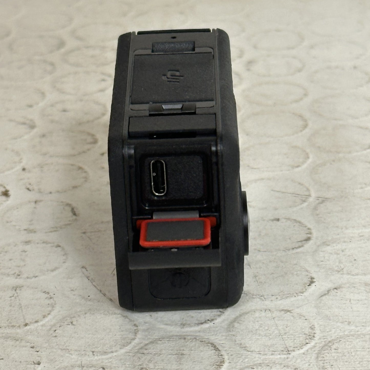 DJI Osmo Action 5 Pro Standard Combo 4K Action Camera (AC004) FOR PARTS