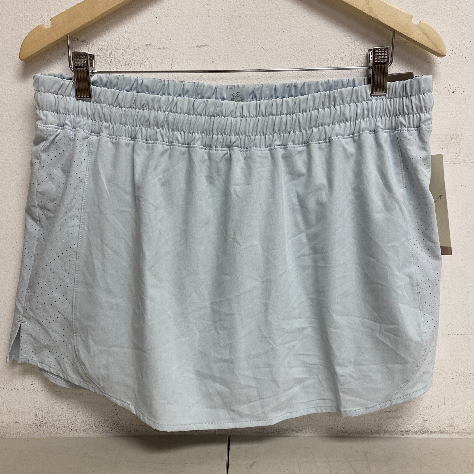 CÙALIA Women's Infinity Mid-Rise Relaxed Fit Run Skort Light Blue WAX12360