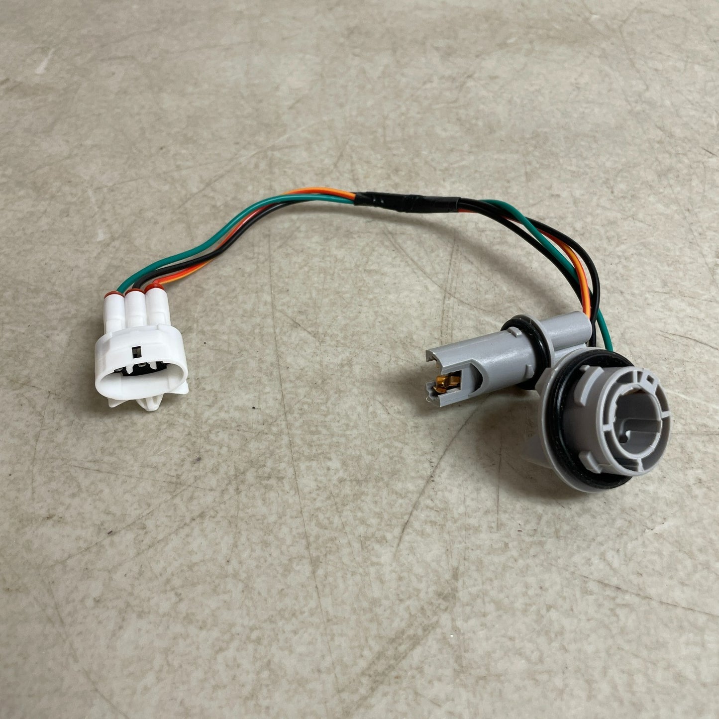 Dorman 645-674 Front Turn Signal Light Socket for Select Suzuki Models