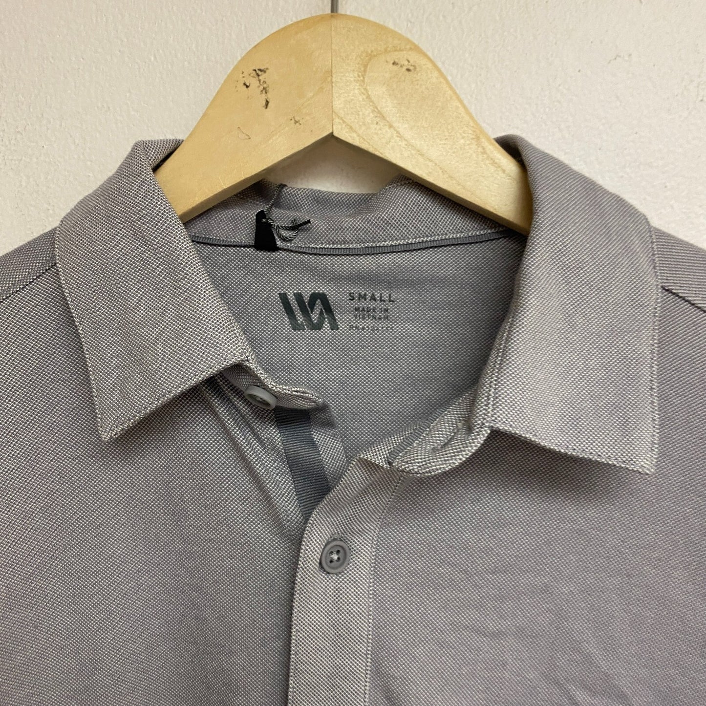Vrst Mens Long Sleeve Button Down Shirt Tinted Grey Heather  Solid MAX200332