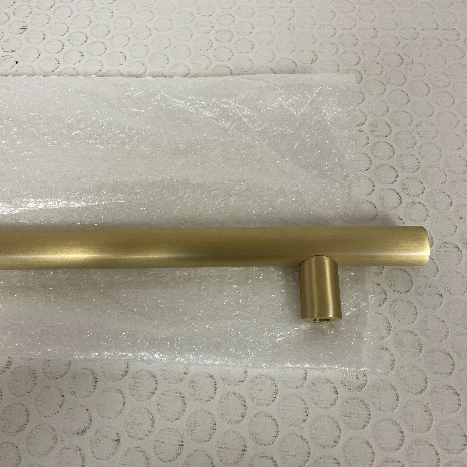 Signature Hardware Kobe 24″ Satin Brass Door Pull EH5875.24.SBS