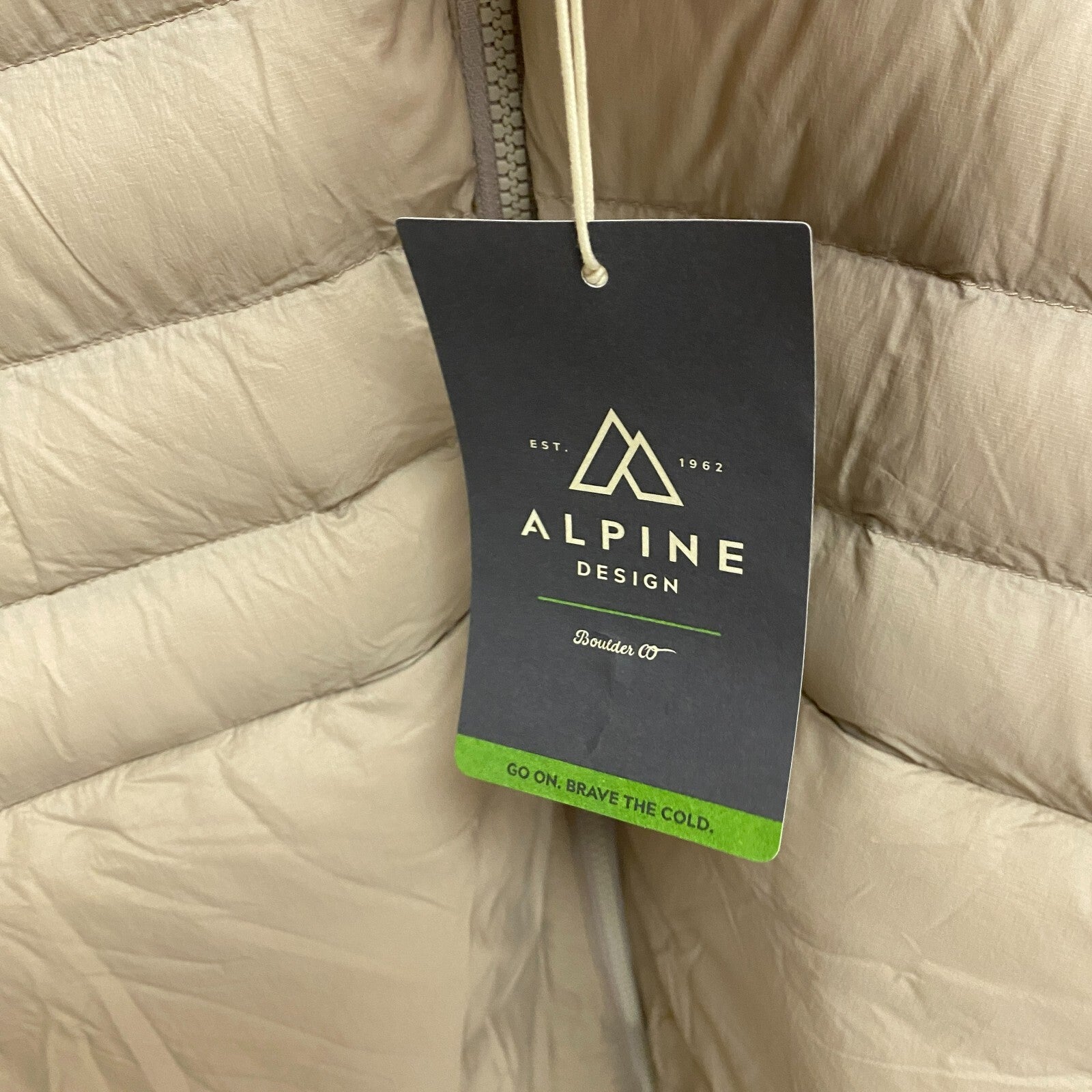 Alpine Design Men's AD M Echo Hill Insulated JKT Light Beige ADM23501 Warm