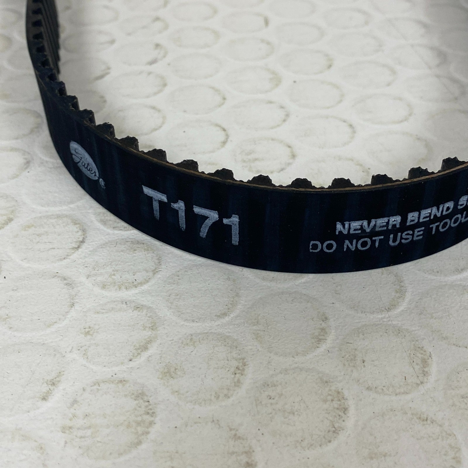 Gates T171 Premium Automotive Timing Belt 0.375in x 1in 119-Tooth