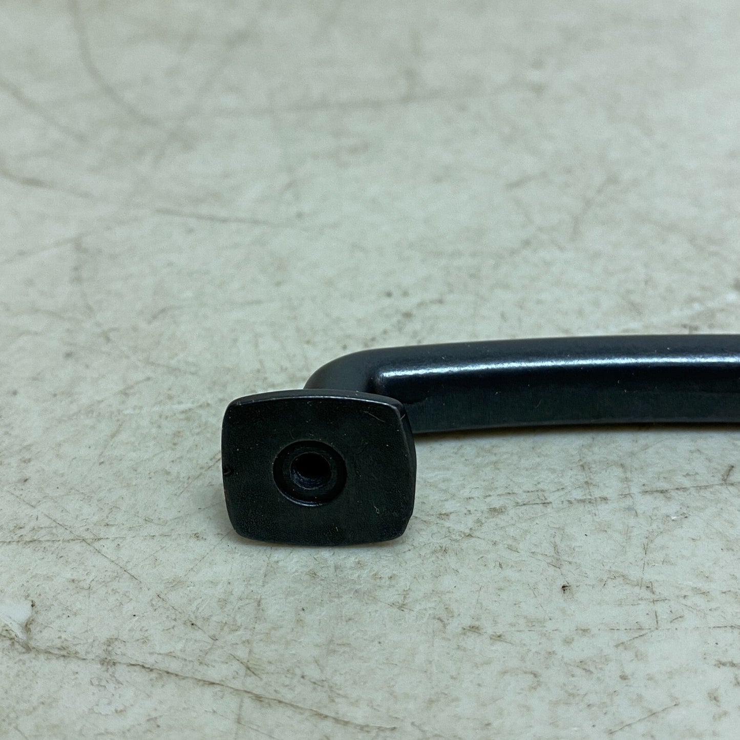 Hardware Resources 1- 3-3/4" (96 mm) Center to Center Soft Square Bold Cabinet..