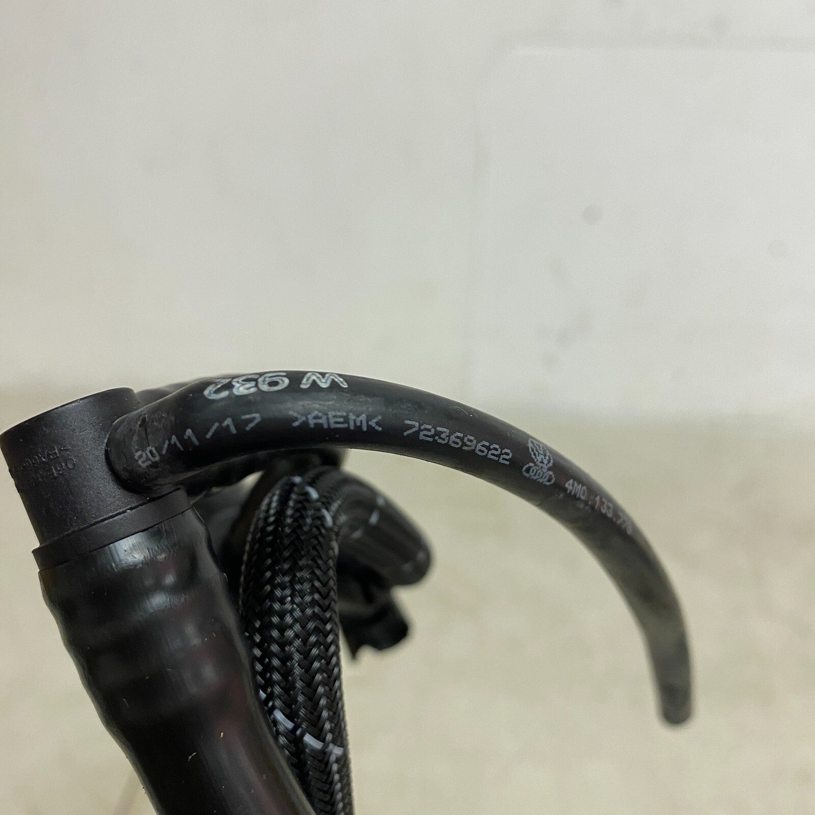 AUDI A4 B8 VACUUM HOSE PIPE 06E133773BE ORIGINAL
