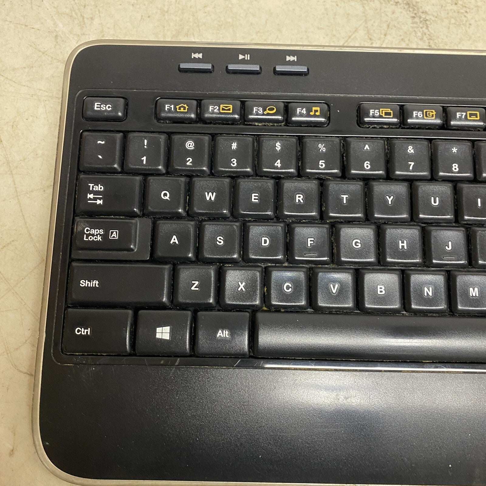 Logitech K520 Wireless Keyboard Black ,Used-Very Good