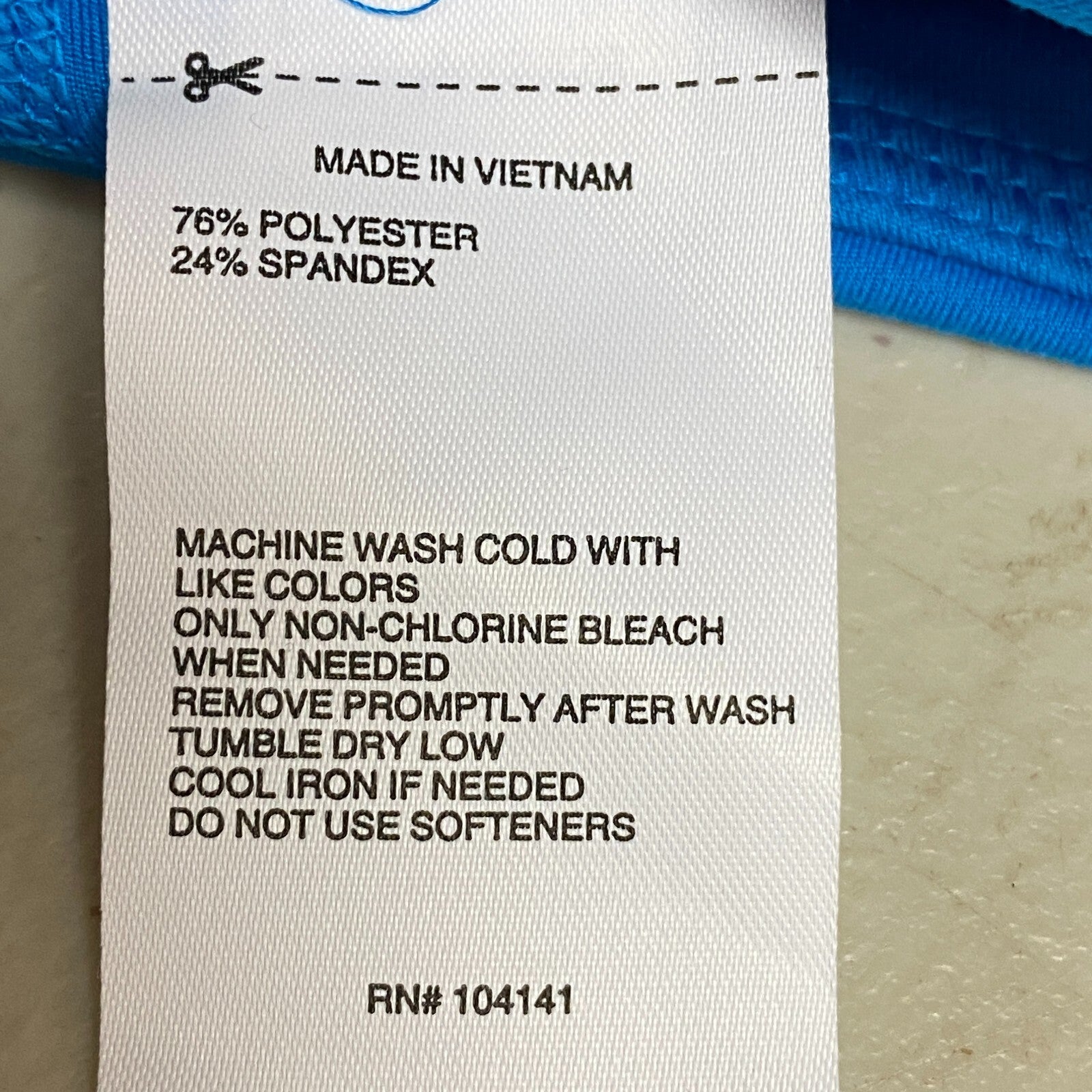 DSG Women's Momentum Performance Cropped Leggings Paradise Blue DAW12328