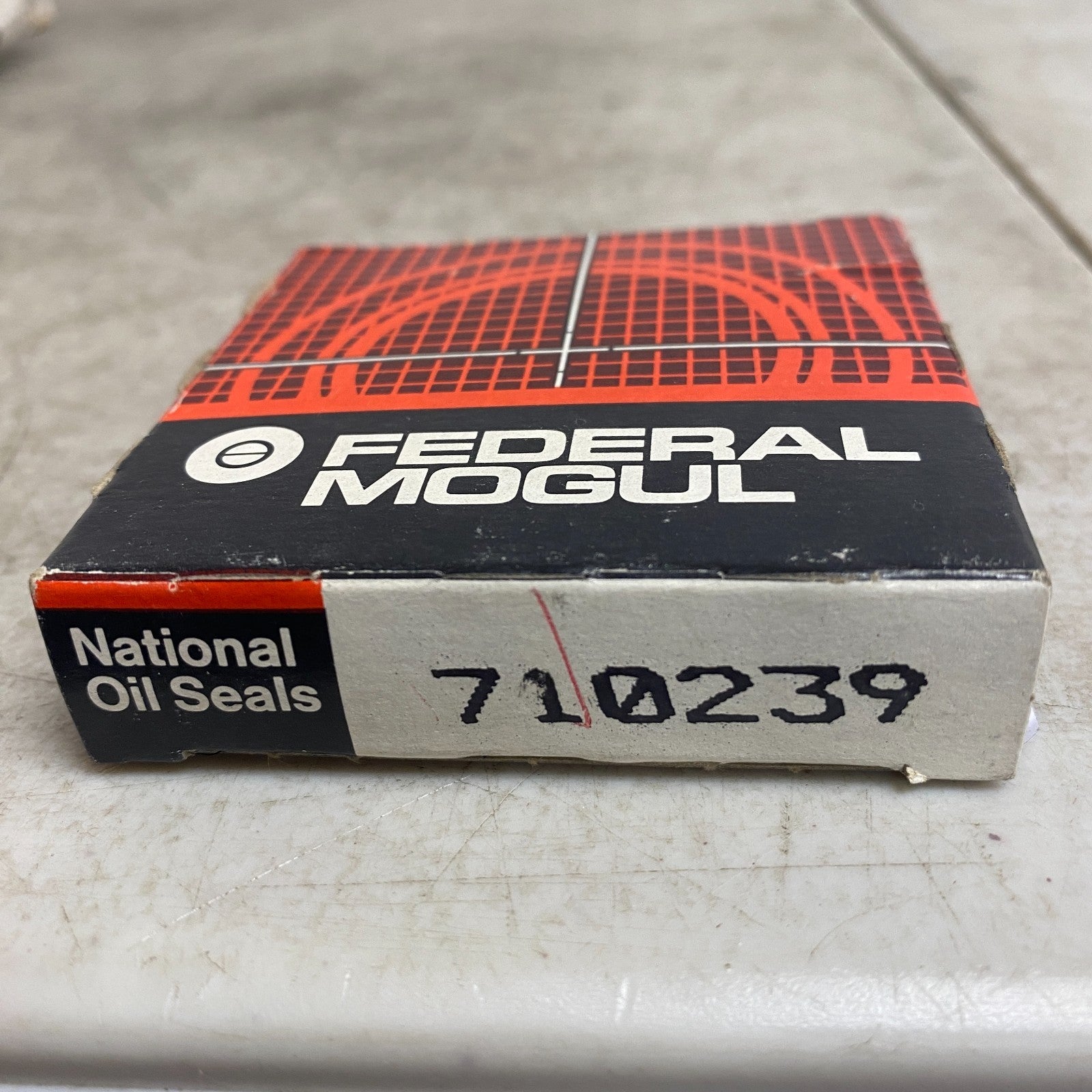 National 710239 Front Outer Wheel Seal 1989-2000 Chevy Tracker Suzuki Sidekick