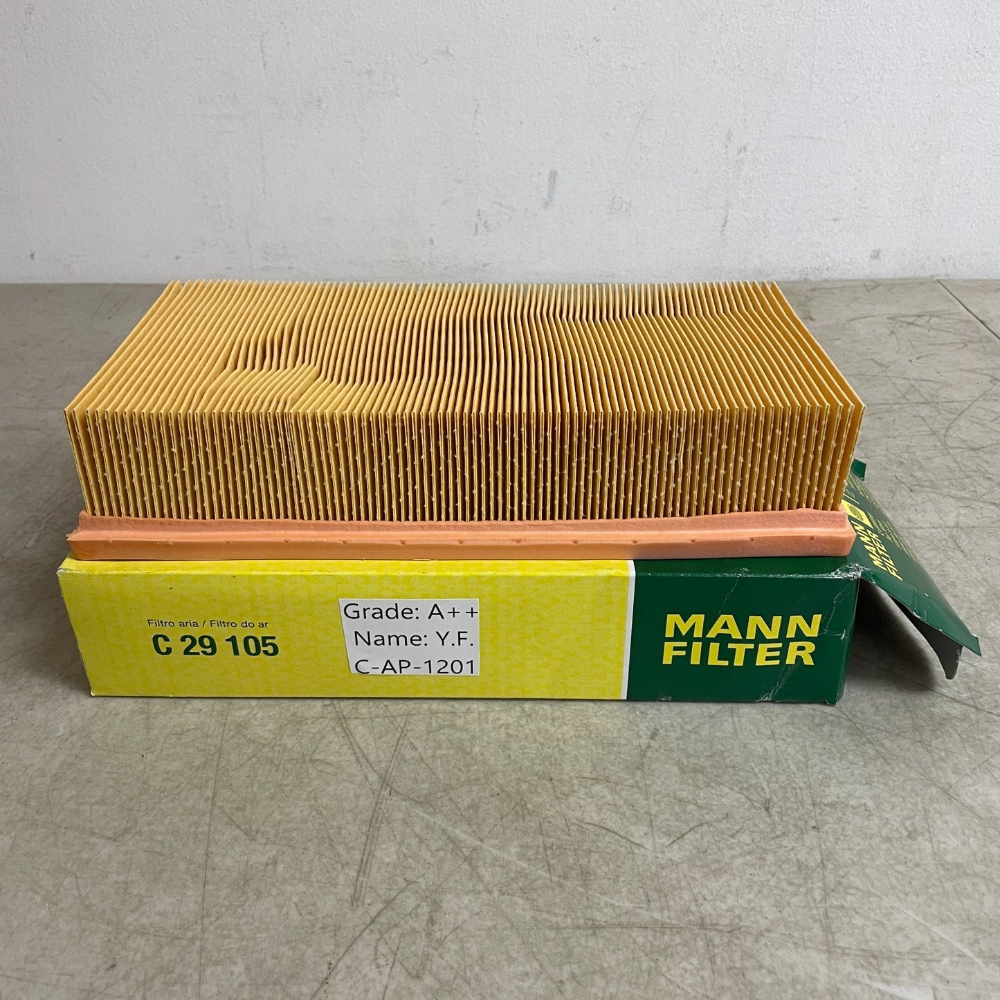 MANN-FILTER C29105 Engine Air Filter – 11.26" x 5.91" x 2.24"