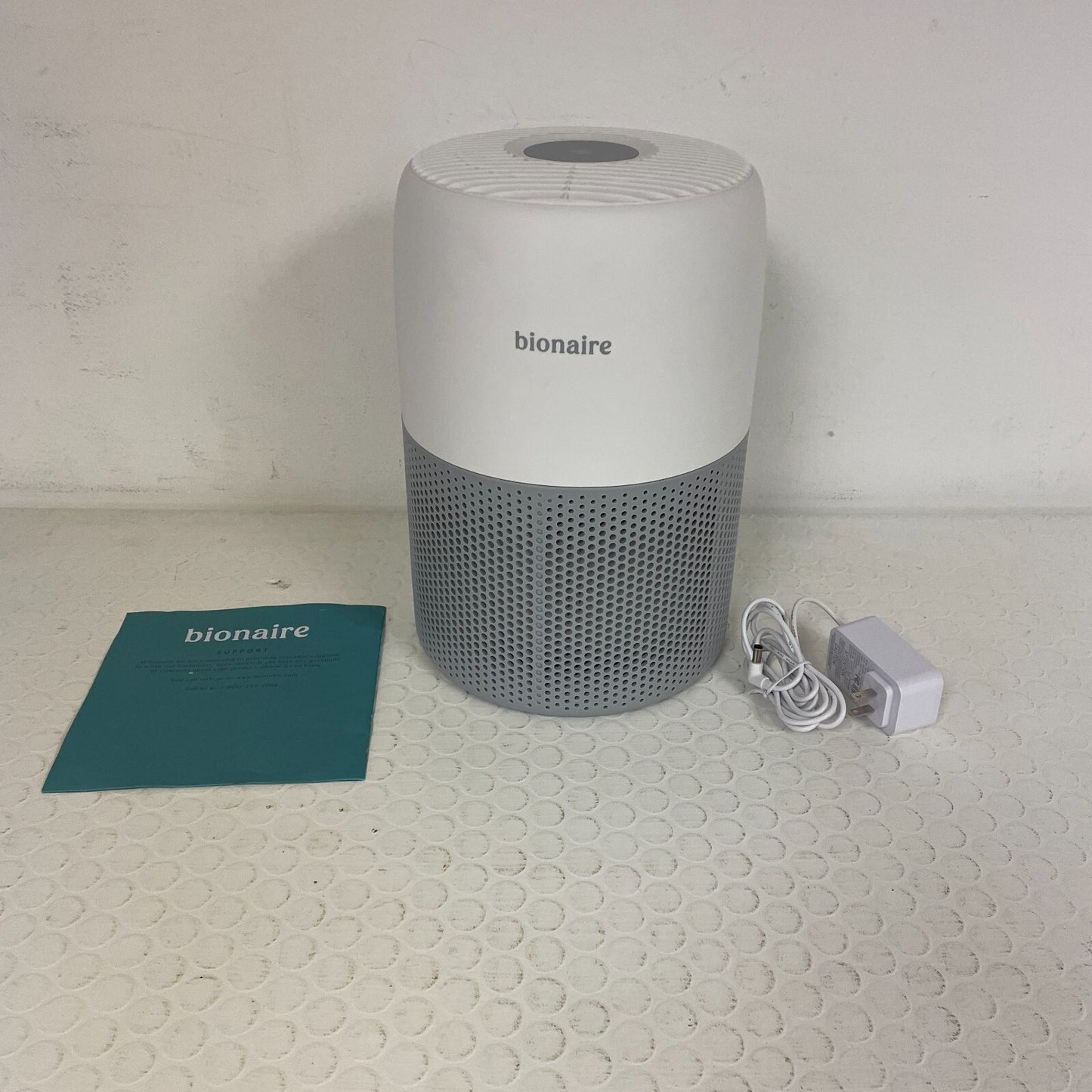 Bionaire CleanAir Mini True HEPA Air Purifier  Up to 450 sq ft White BAP9360W