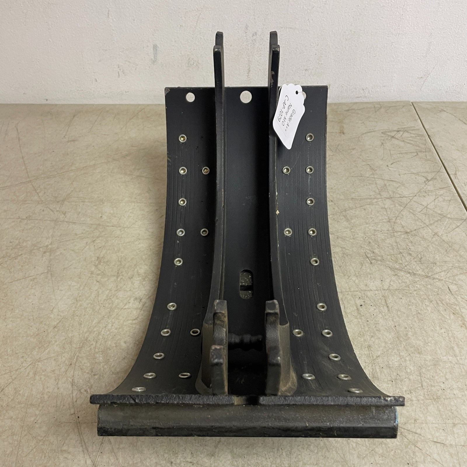 Haldex Relined Drum Brake Shoe Assembly 16.5"x7" S-Cam Heavy Duty GG4311ER