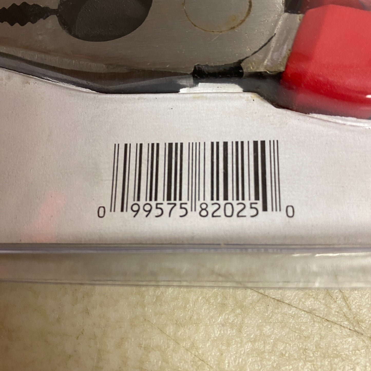 GEARWRENCH 8″ Lineman’s Pliers Multi Material Grip 82025