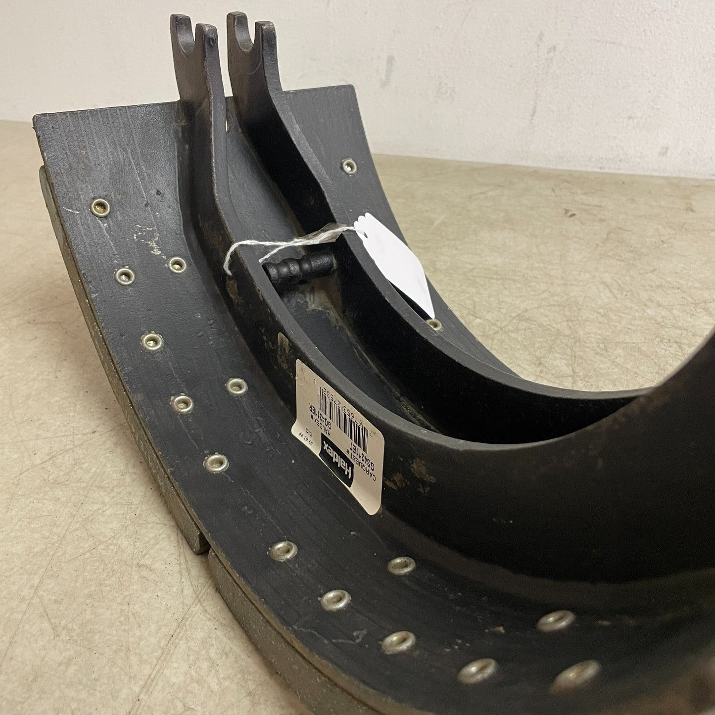 Haldex Relined Drum Brake Shoe Assembly 16.5"x7" S-Cam GG4311ER