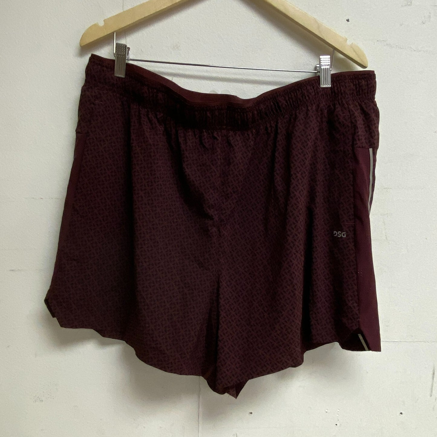 DSG Men's 5" Team Burgundy Geo Run Shorts Stylish Trendy DAM12203PRT