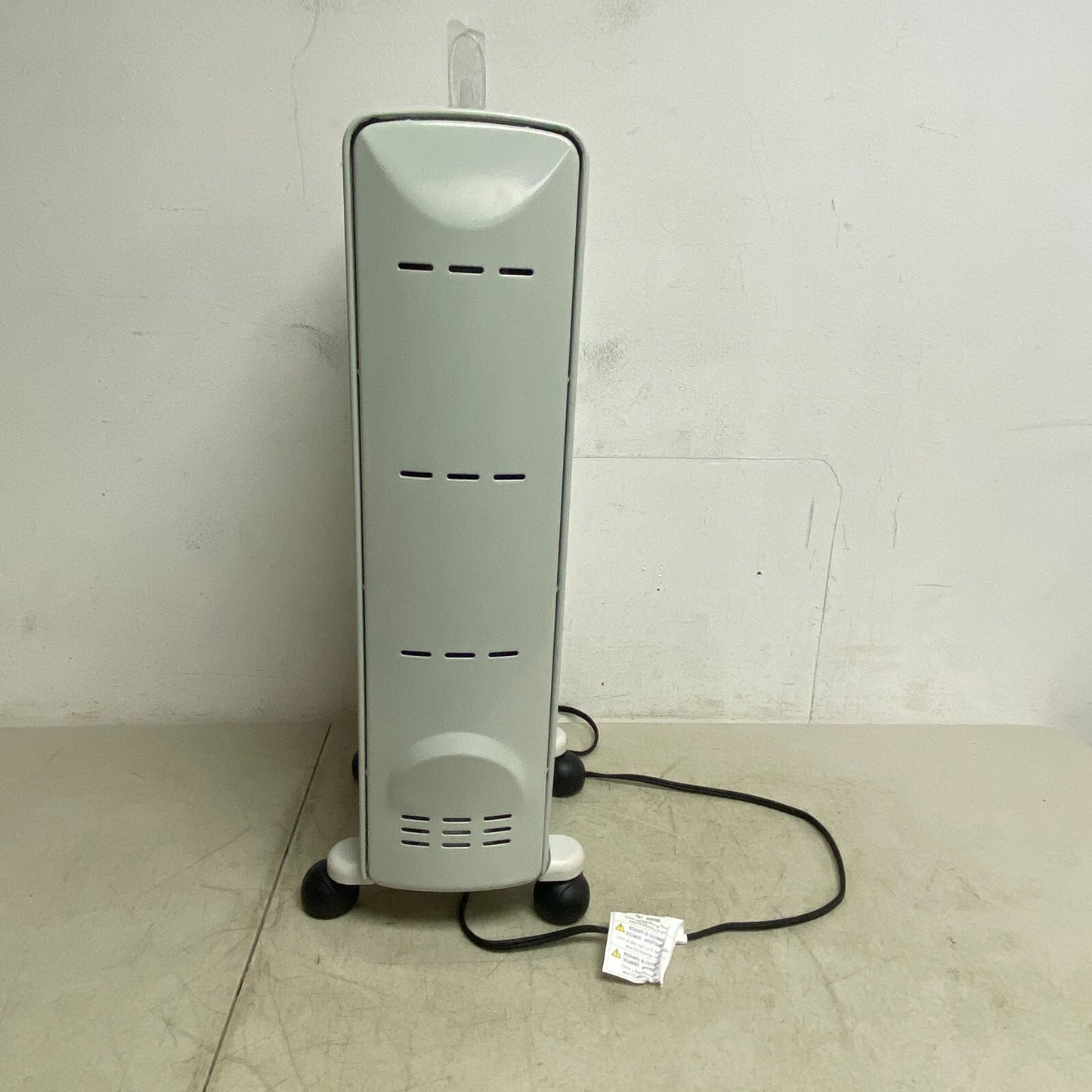 DeLonghi Radia Digital 5 5697585 1500 Watt White Electric Space Heater