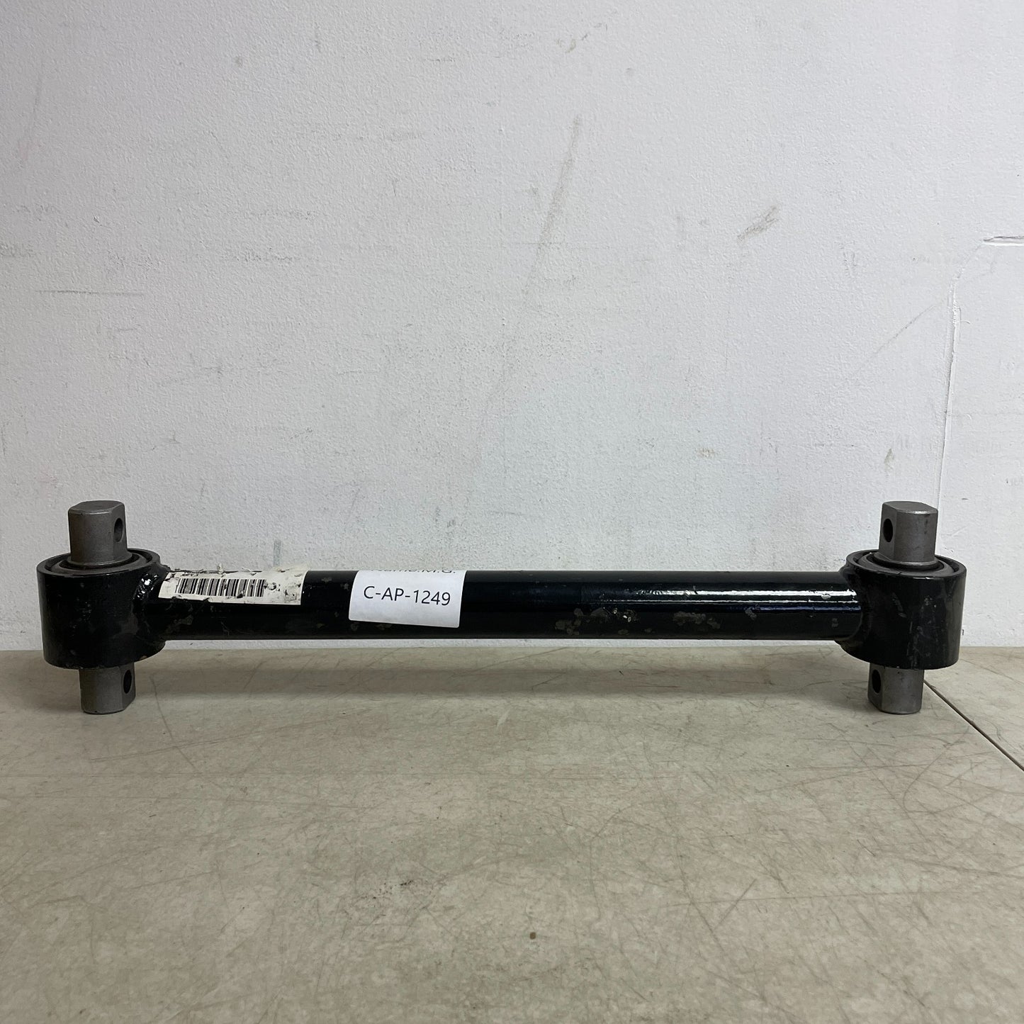 Automann TMR531 22.01" Torque Rod Volvo Air Ride 1-9/16" Shaft