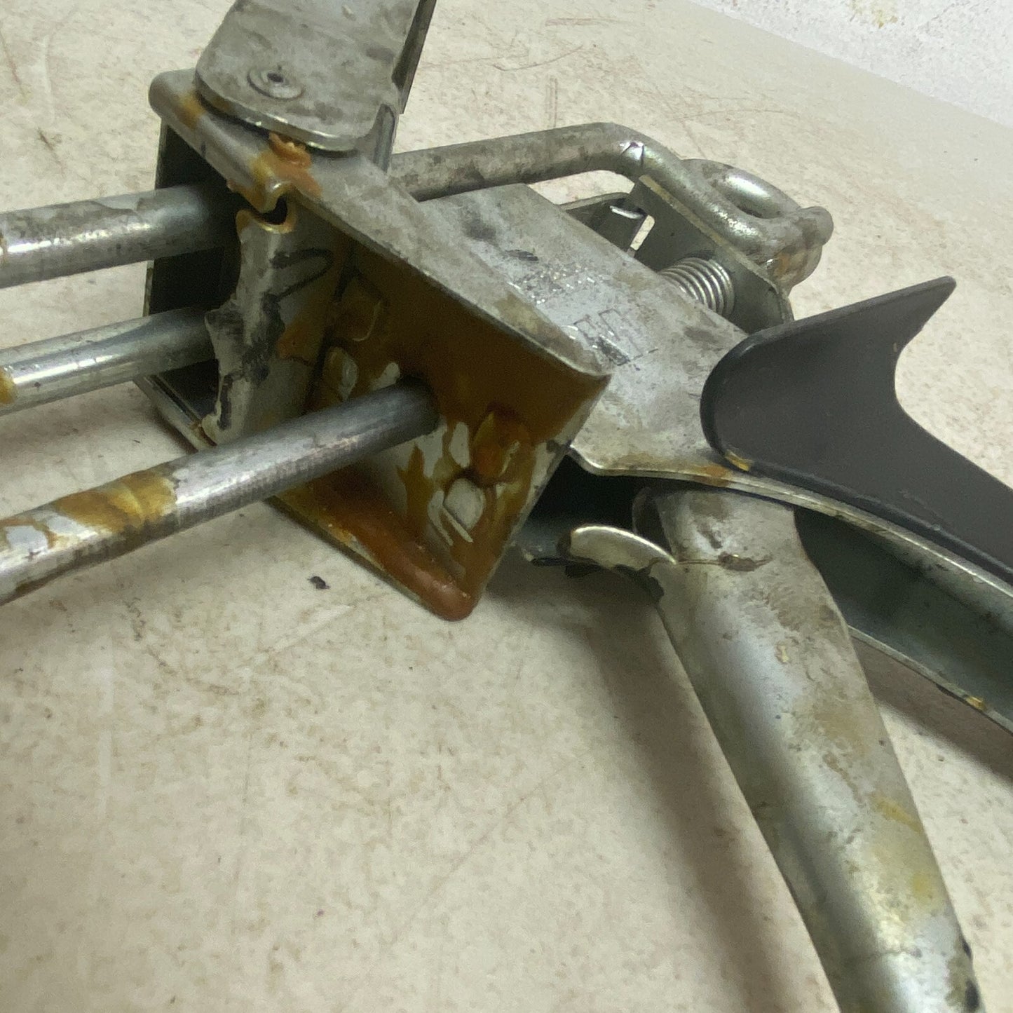 3M 08191 Heavy Duty Automix Applicator Gun for 3M FAST CURE EPOXY & ADHESIVE