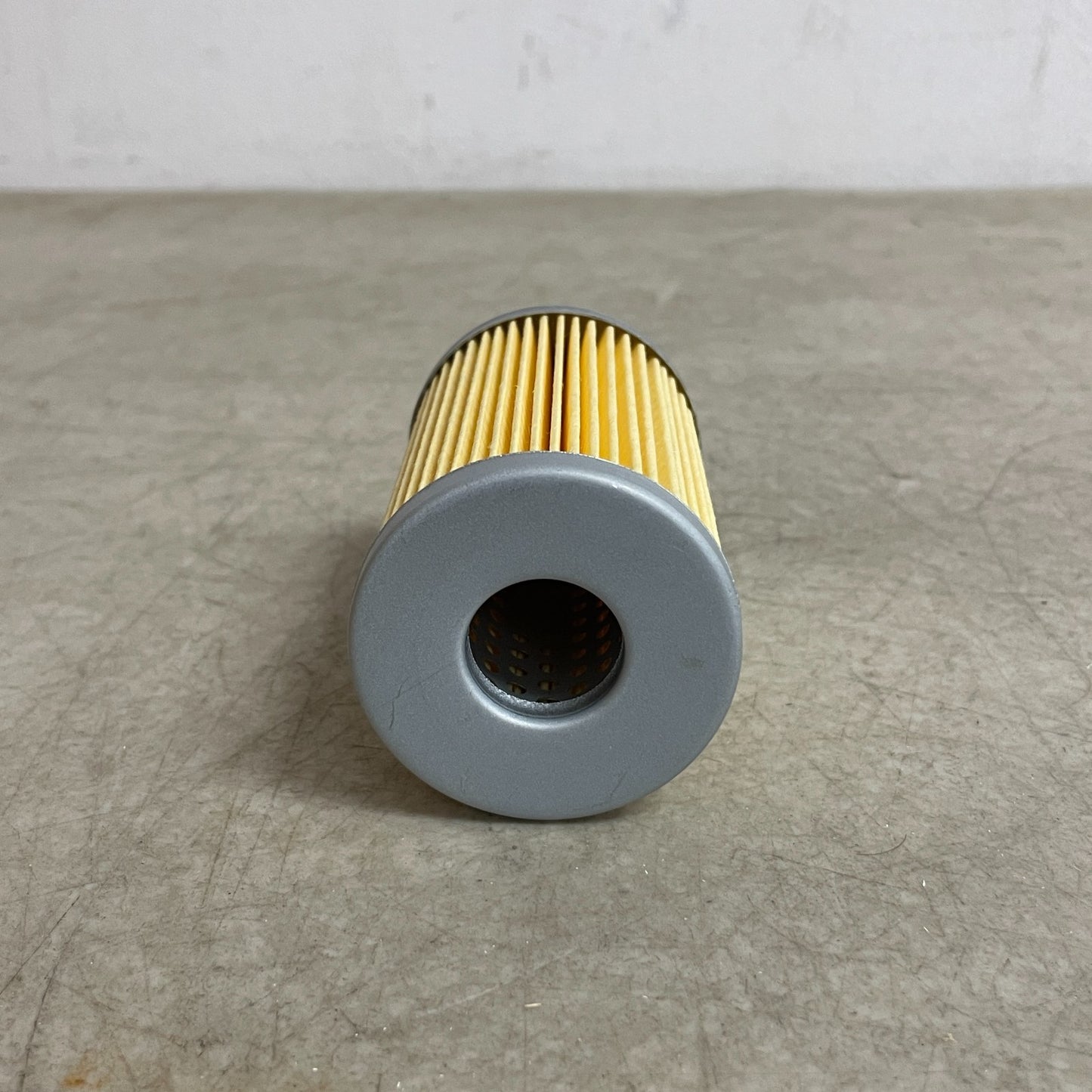 Carquest Fuel Filter 96513 OE Equivalent PF7832 WIX WF10240 New