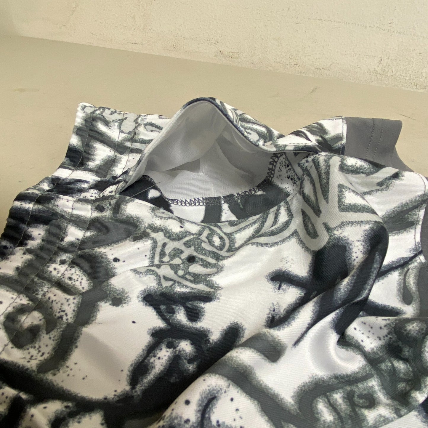 DSG Boys' Knit Training Shorts Athletic Fit Multi Tagger Pure White DAB13103PRT