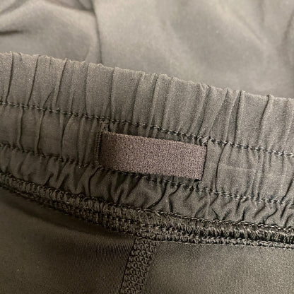 DSG Women's 6"Running Mid Rise 2 in 1  Short Woven Top Layer Pure Black DAW11193