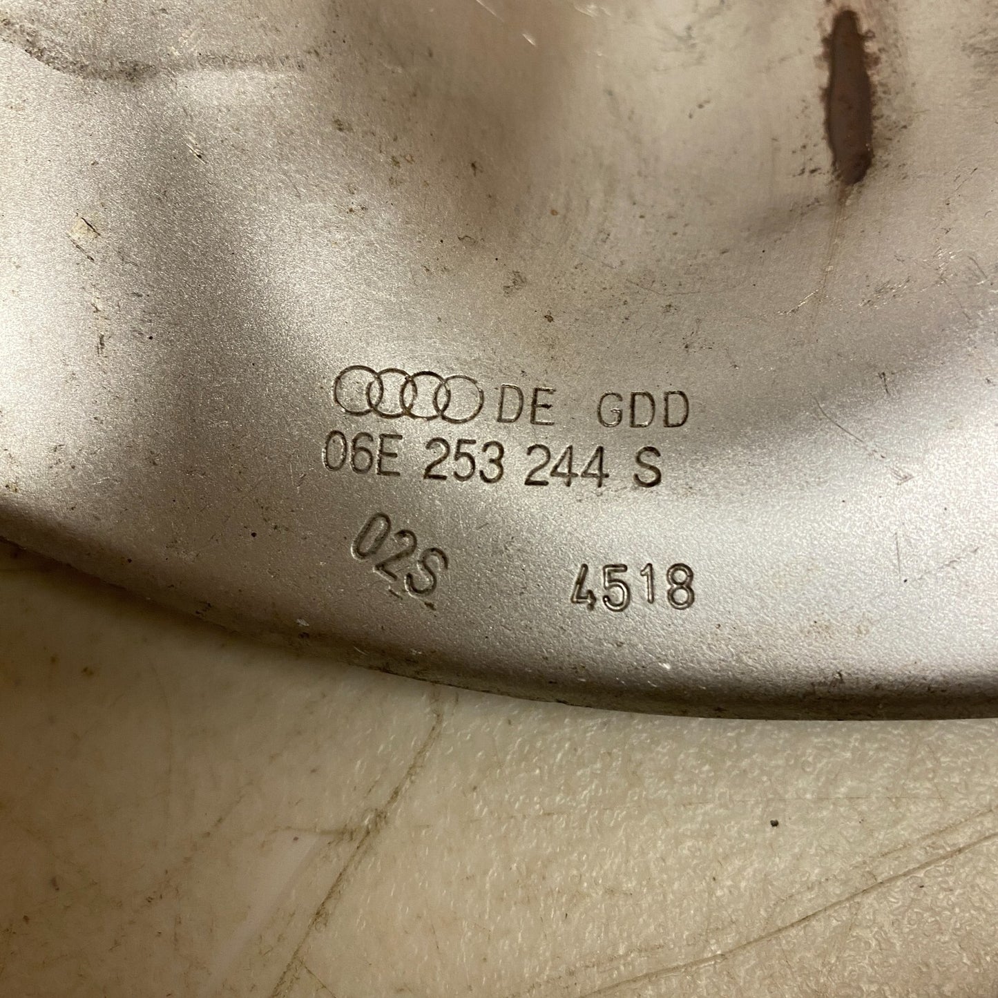 Audi Shield for 2017-2019 Audi Q7 06E 253 244 S