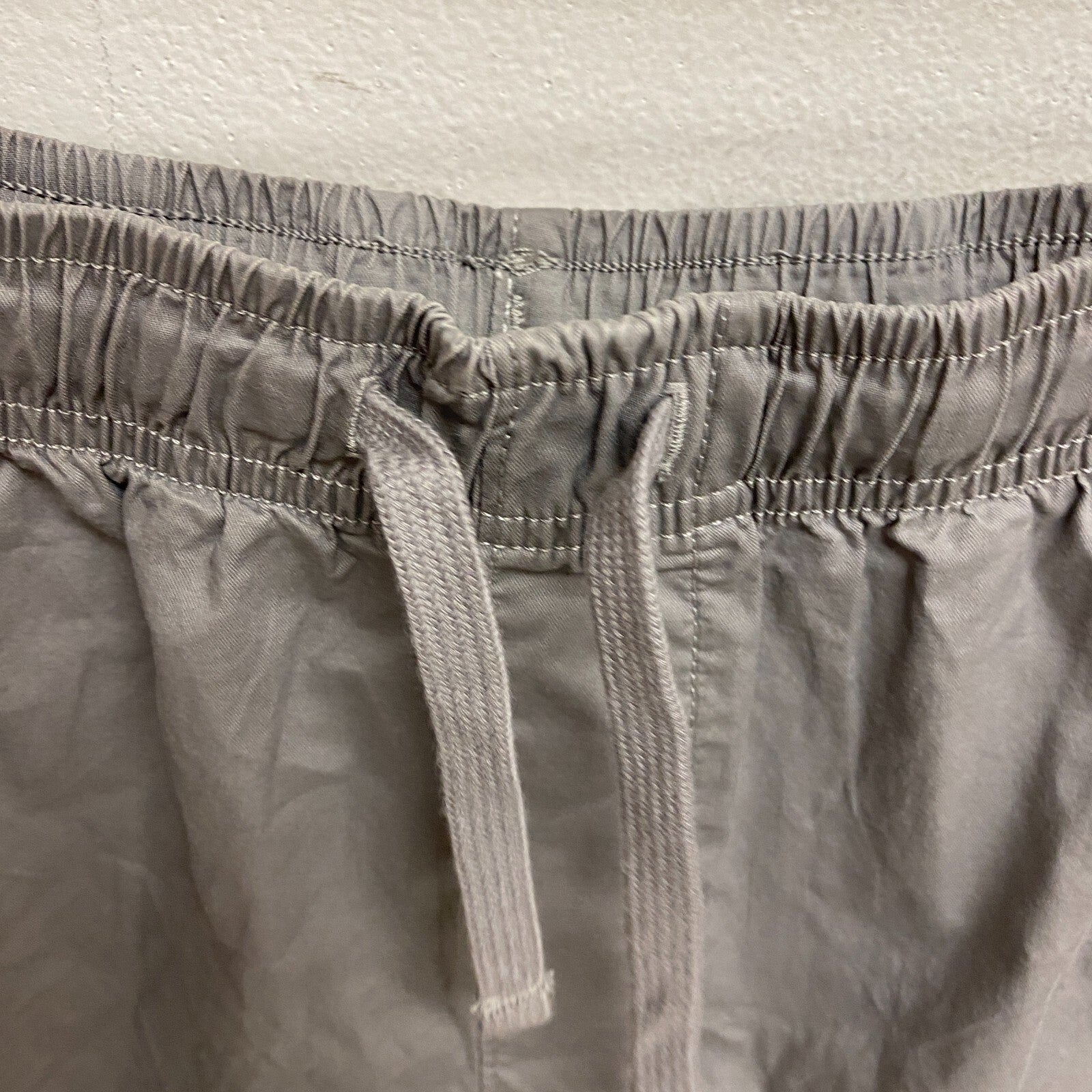 DSG Men's 6.5" Inseam Cotton Woven Shorts Light Charcoal DAM22100 / DAM13135