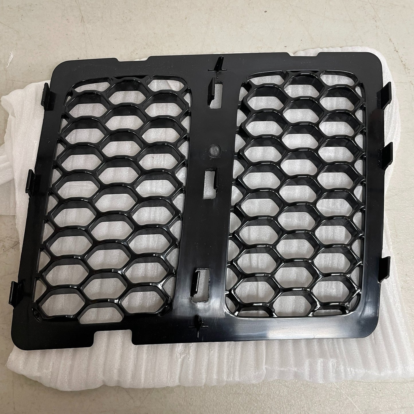 CheroCar Front Grill Inserts Kit Honeycomb Mesh Black Jeep Grand Cherokee 14-16