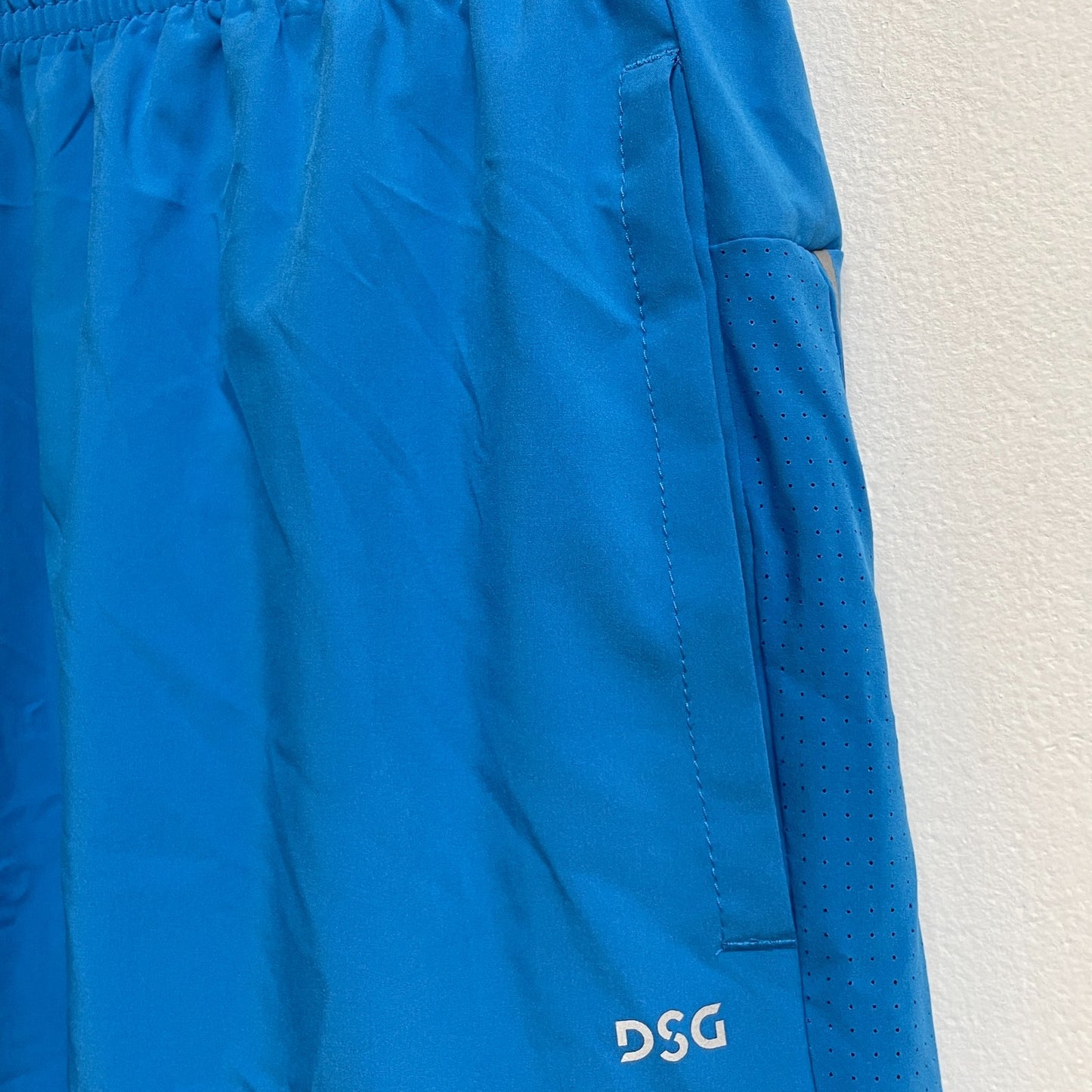 DSG Men's 7" Stride Running Shorts Ibiza Blue Lightweight Athletic DAM21202