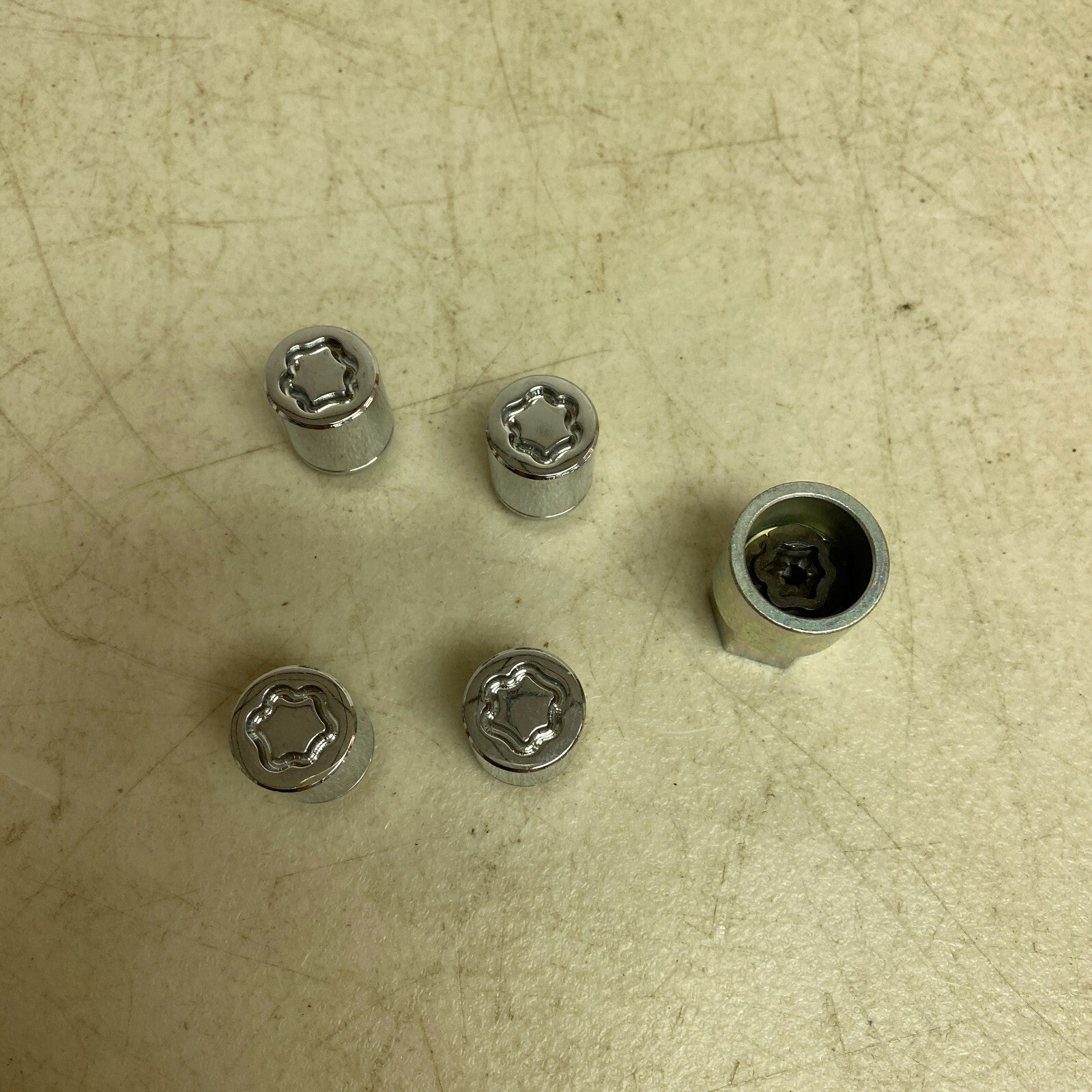 Mazda Alloy Wheel Lock Set 0000-89-120C , #752-1CP