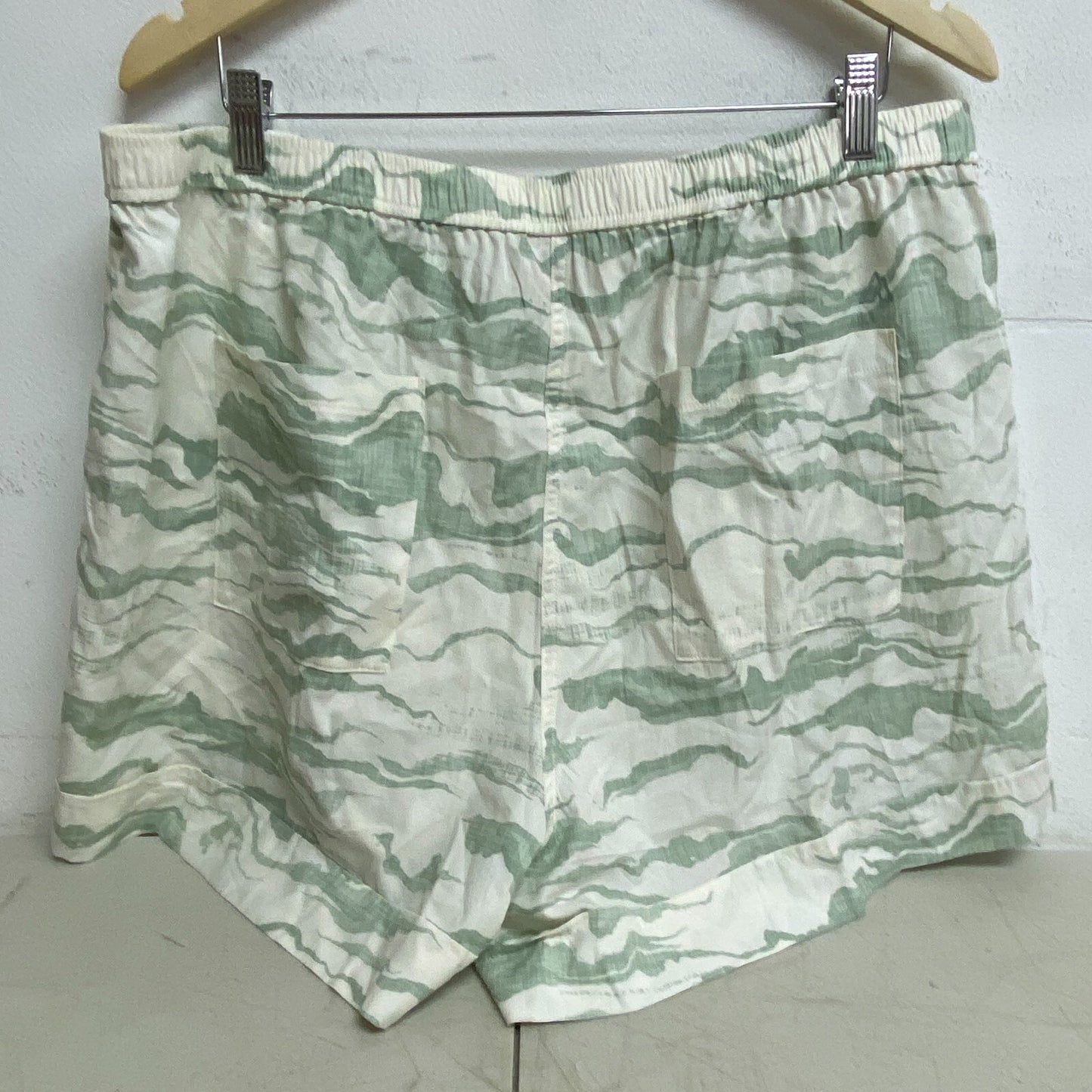Alpine Design Womens Camping Shorts Mineral Jade Print ADW13808 BRAND NEW