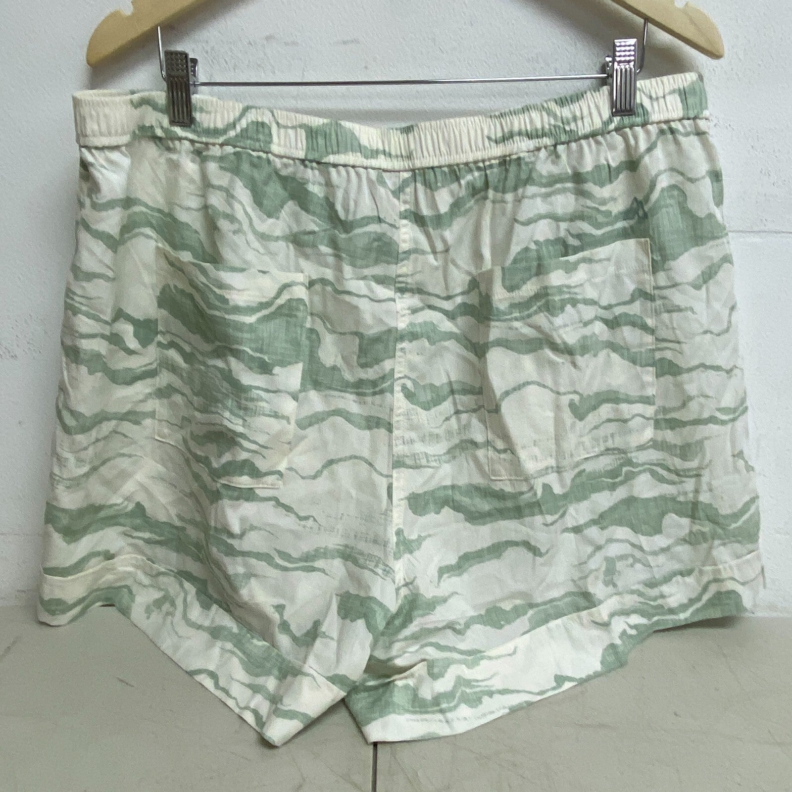 Alpine Design Womens Camping Shorts Mineral Jade Print ADW13808 BRAND NEW