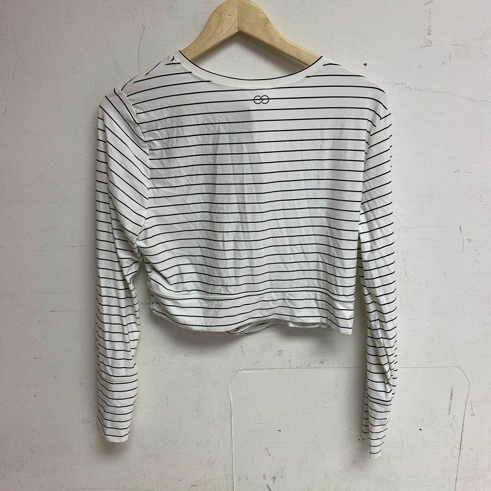 CALIA Womens Keyhole Crop Rashguard Stripe White Long Sleeve WSA22802PRT