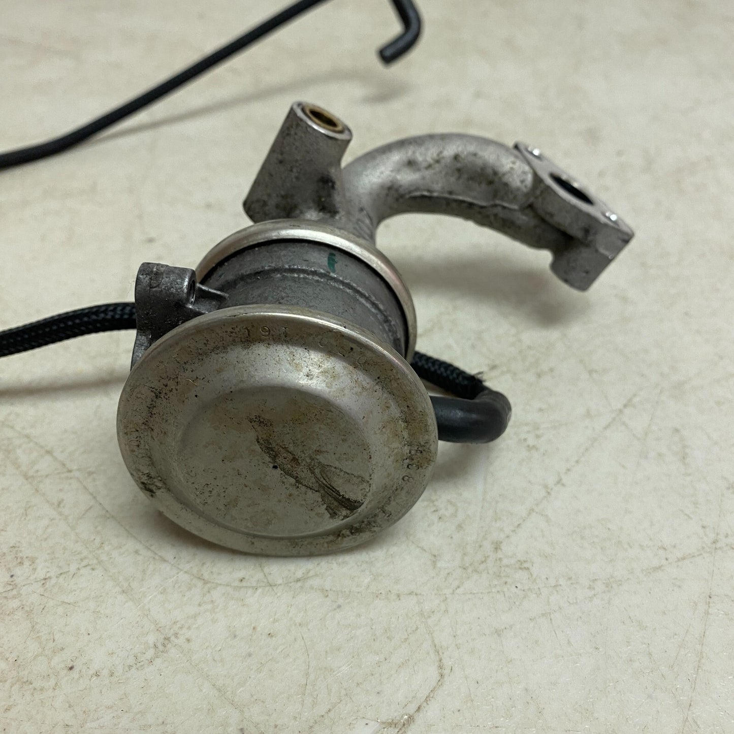 Audi Engine Right Passenger Side EGRC bination Valve 06E 131 102 M 17-19 Audi Q7